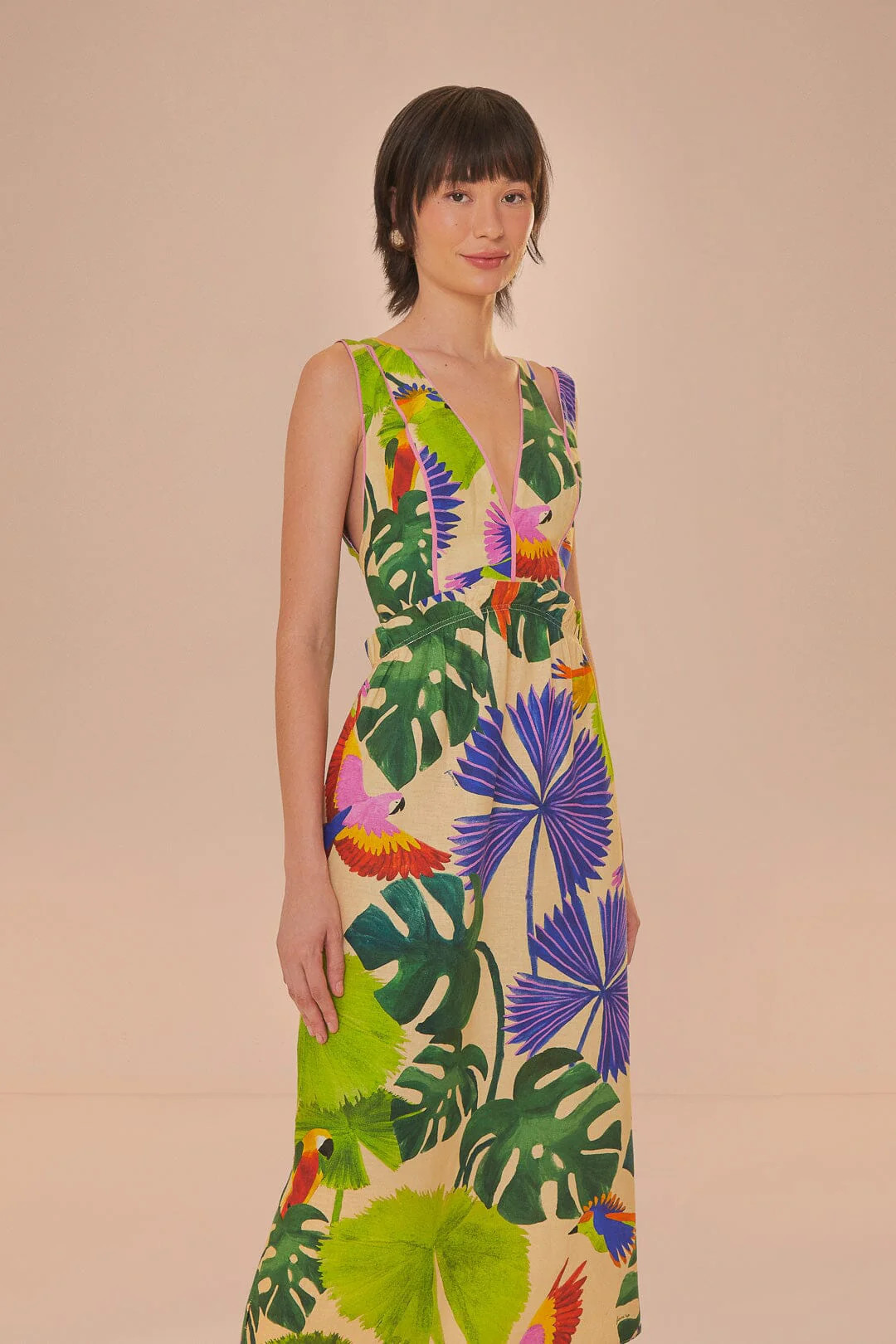 Sand Macaw Jungle V Neck Midi Dress | FarmRio (US)