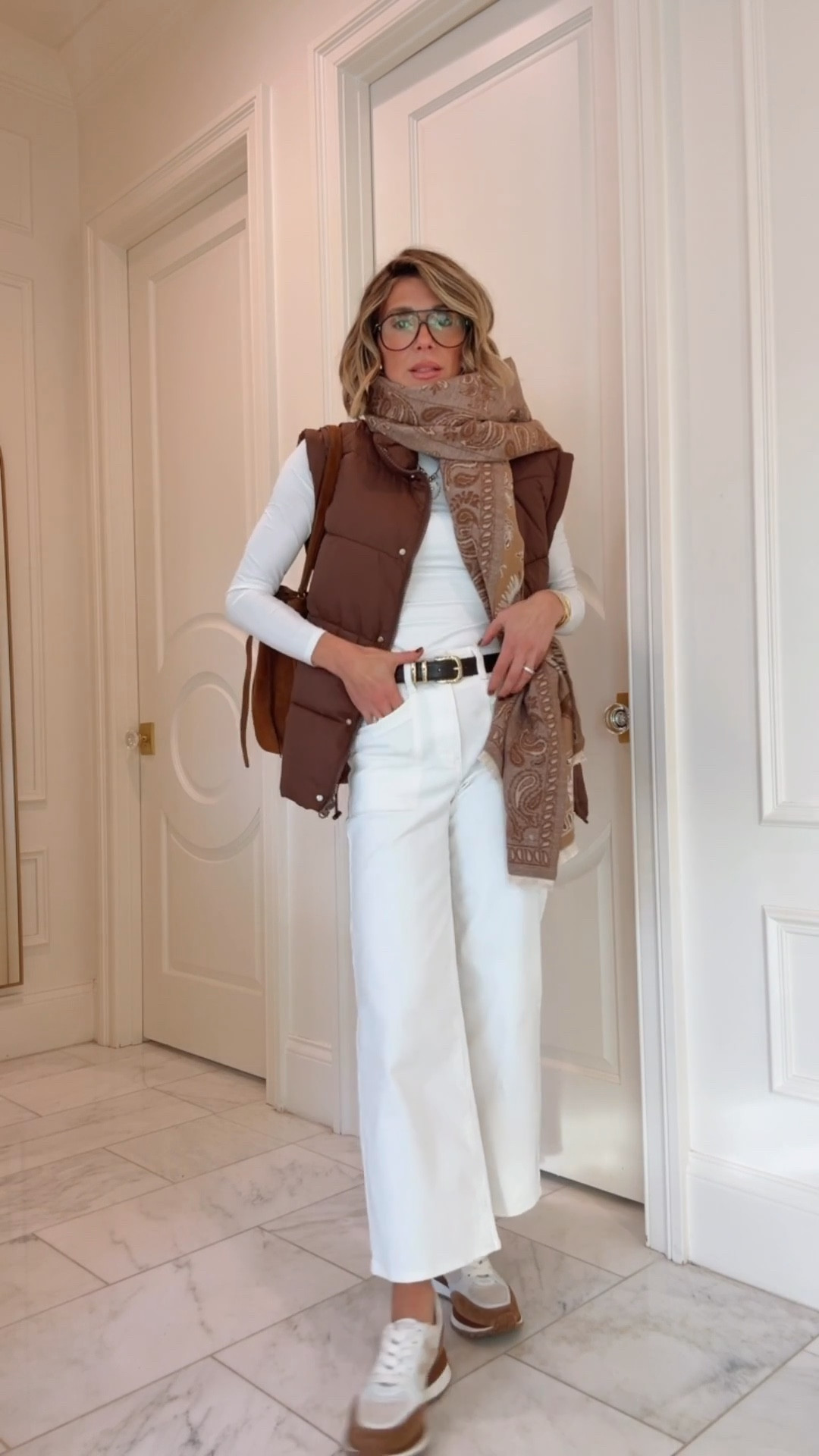 My favorite white jeans 🤍 Easy, flattering, and styled for right now.
#LTKfinds #LTKstyle #WardrobeEssentials #SpringWardrobe #DenimStaples

#LTKootd #LTKgrwm