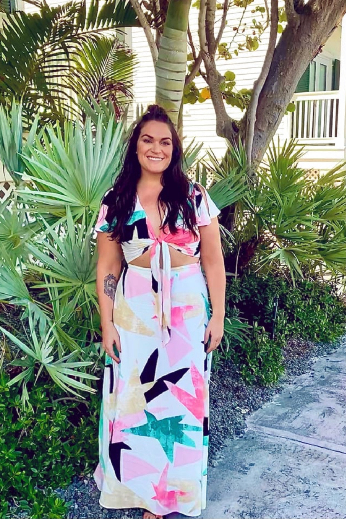 This two piece set is perfect for vacation outfits!

Vacation dress, two piece outfit, tropical dress

#LTKU #LTKunder100