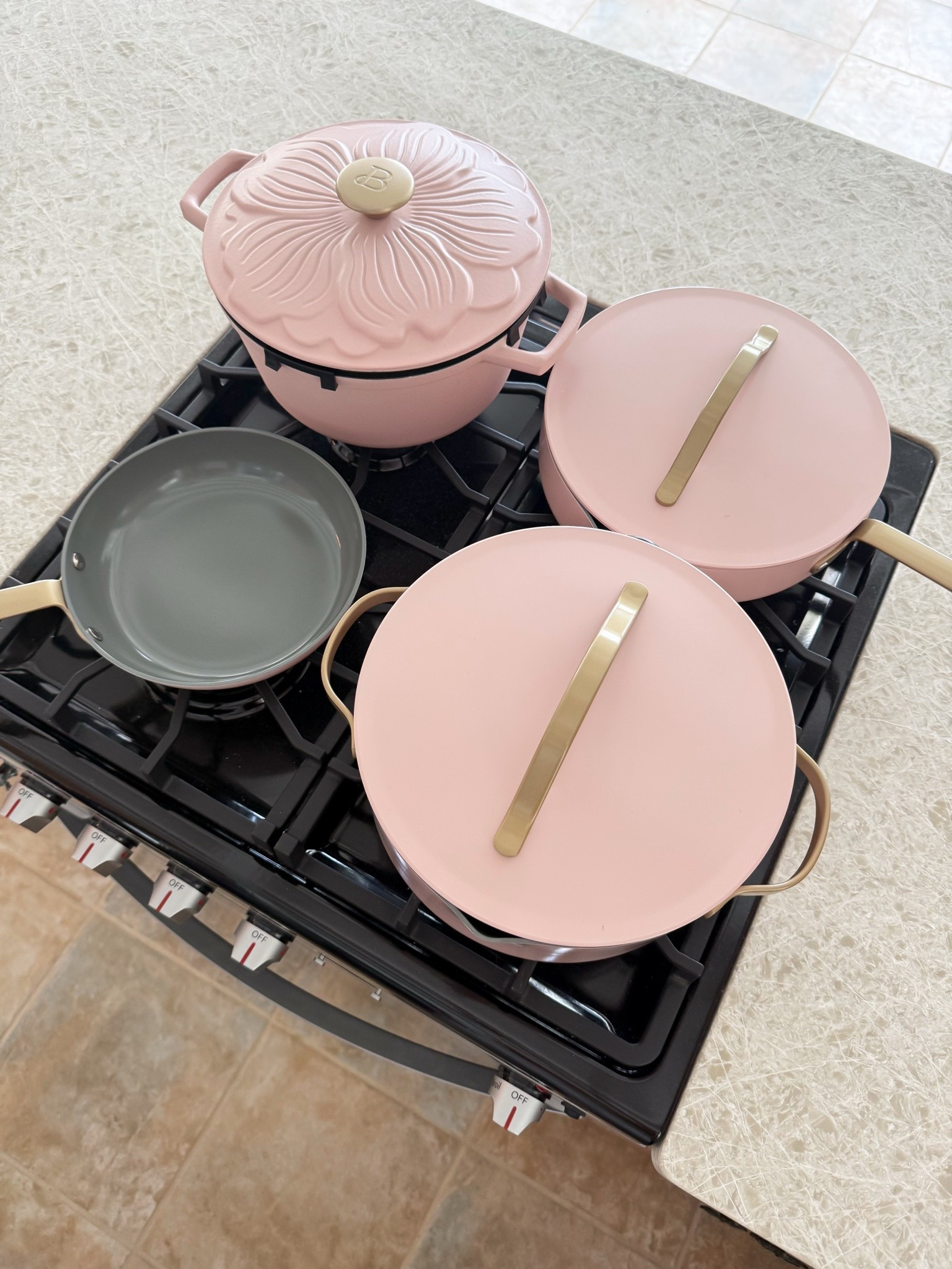 Obsessed with these colors! So pretty!

#LTKHome #LTKfoodie #LTKmomlife