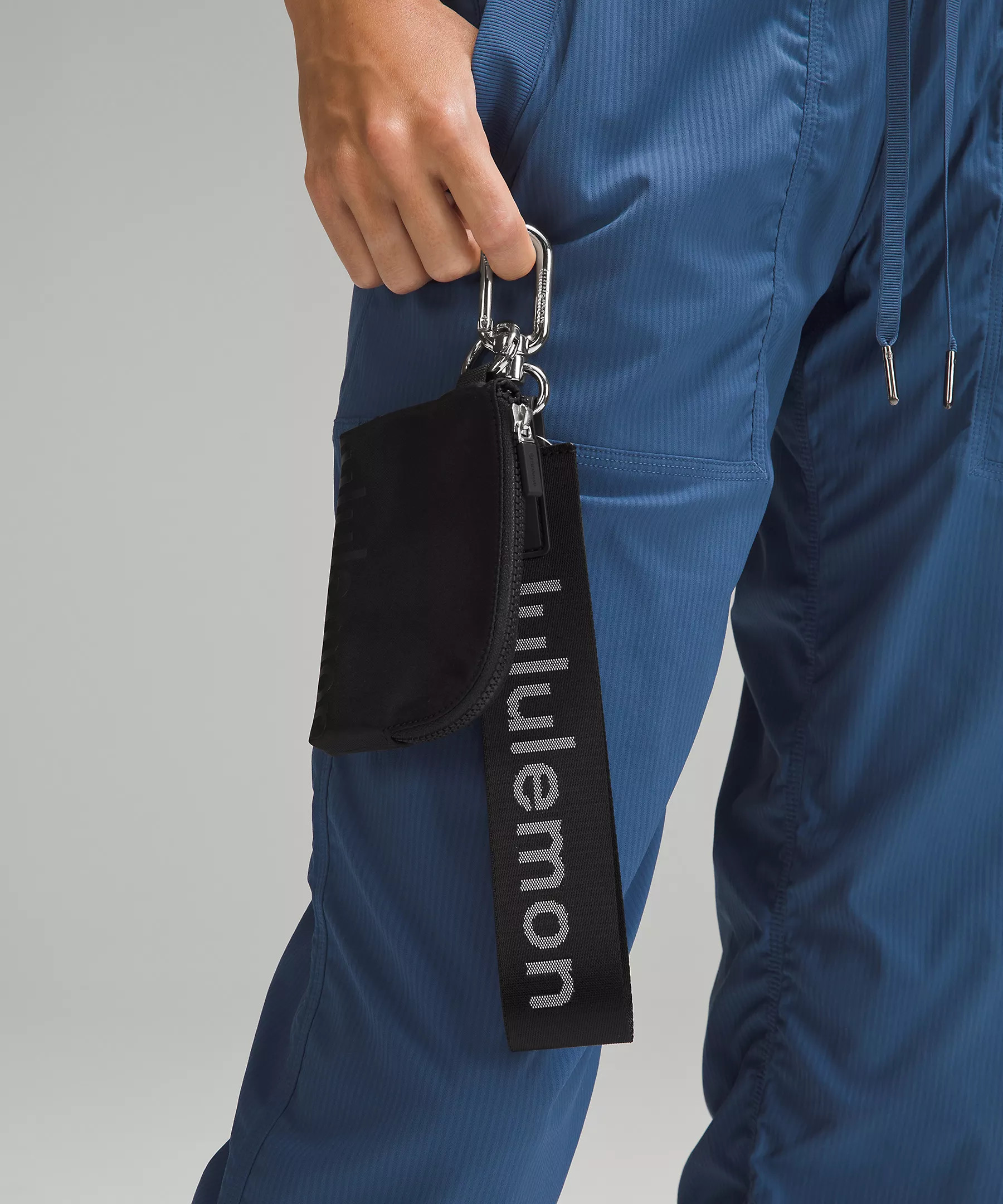 Clippable Card Pouch | Lululemon (US)