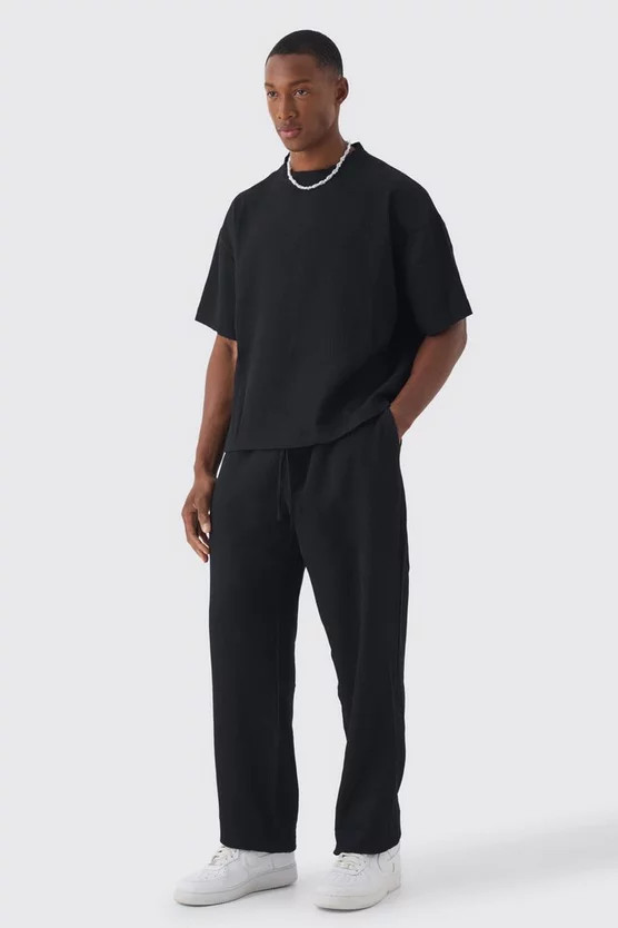 Pleated Oversized Boxy T-shirt & Elasticated Relaxed Pants | boohooMAN (US & Canada)