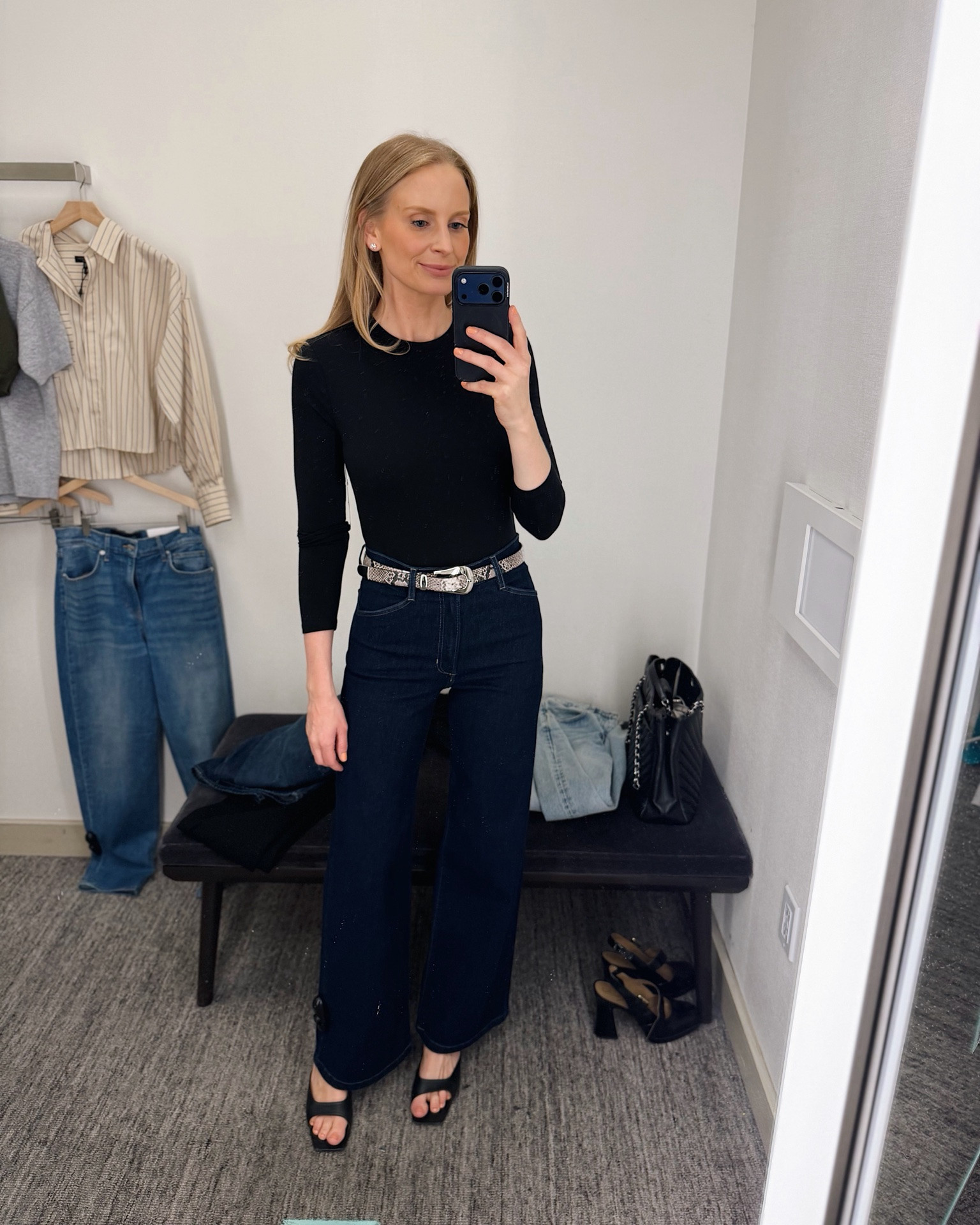 The best three pairs of jeans in the #NSALE that are all still fully in stock! 👖#nordstrom #anniversarysale

#LTKSaleAlert