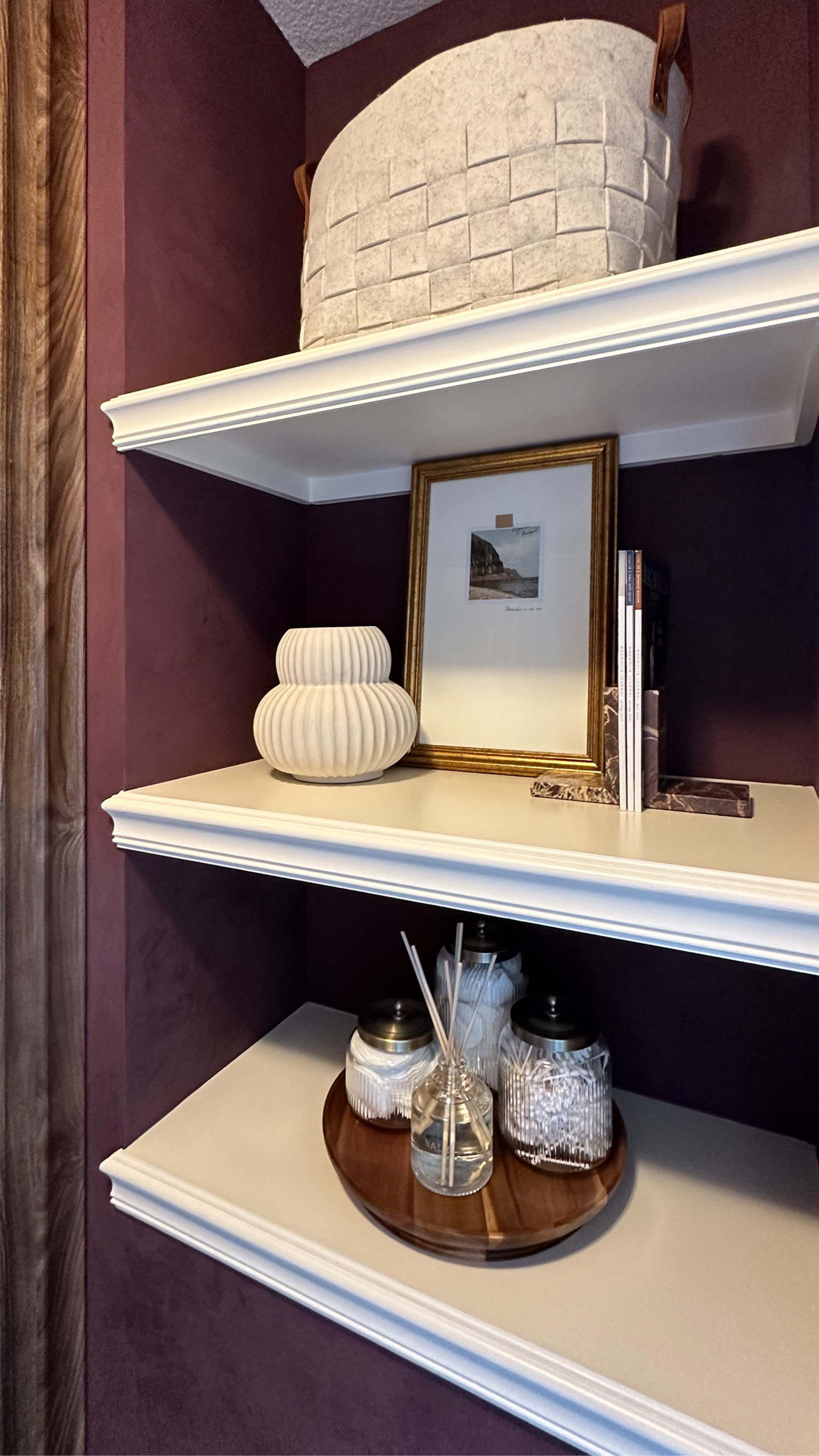 Shop the latest from my Master Bathroom makeover! All of my decor was under $200 from Target.



#LTKFindsUnder100 #LTKStyleTip #LTKHome