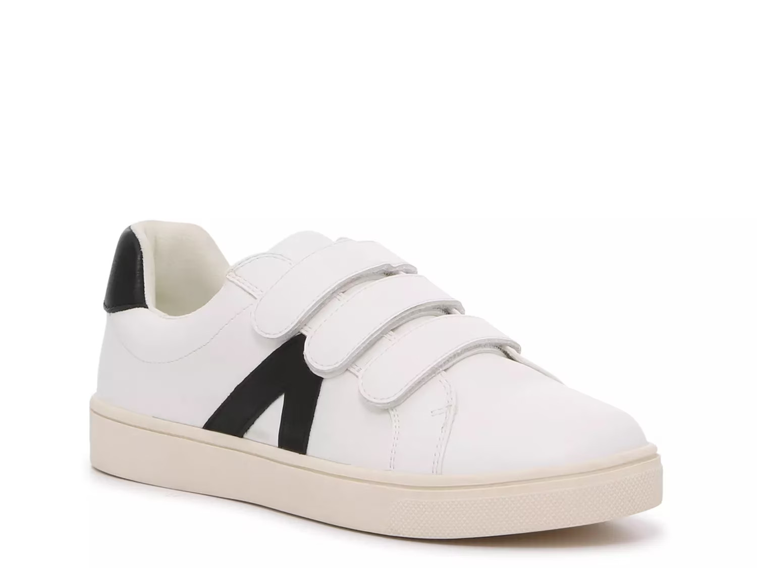 Mia Izzie Sneaker - Women's | DSW