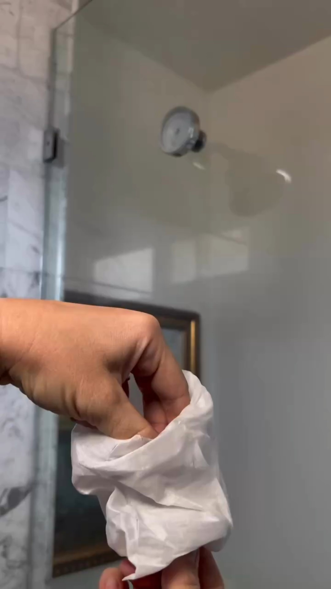 Easiest DIY I’ve ever done! 🙋🏻‍♀️ If you’re needing a hook to hang a towel on your glass shower, then look no further than these easy peel and stick (then screw to suction) hooks! I added a hook on either side to have hanging options! They also come in multiple finishes too. 


#amazon #amazonfinds #amazmusthaves #diy #amazonbudgetfinds #highenddesignonabudget

#LTKHome #LTKFindsUnder50 #LTKFamily