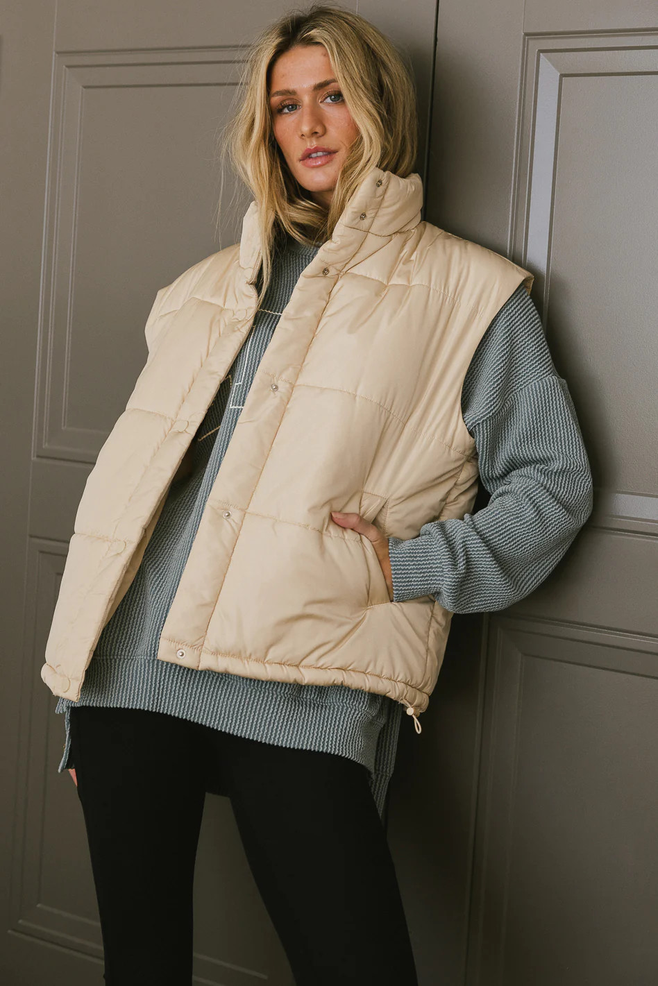Caelan Puffer Vest in Cream | Böhme US