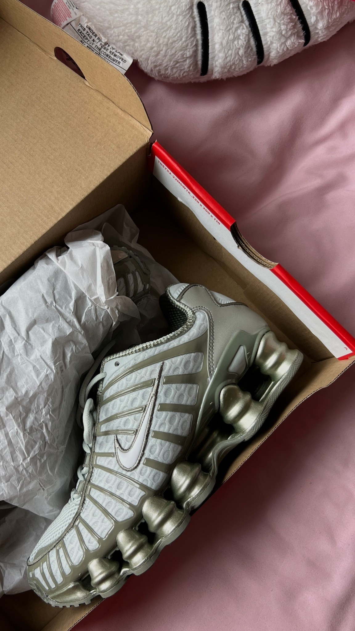 Nike shox

#LTKFindsUnder100 #LTKShoeCrush #LTKSaleAlert