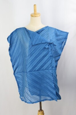 Authentic ISSEY MIYAKE me Blue Pleats Sleeveless Jacket 088 6865 | eBay US
