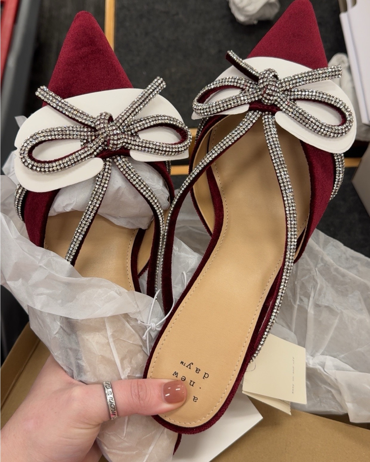 The most PERFECT shoes especially for the holidays! The bow is EVERYTHING 🎀🎄

#LTKFindsUnder50 #LTKHoliday #LTKStyleTip