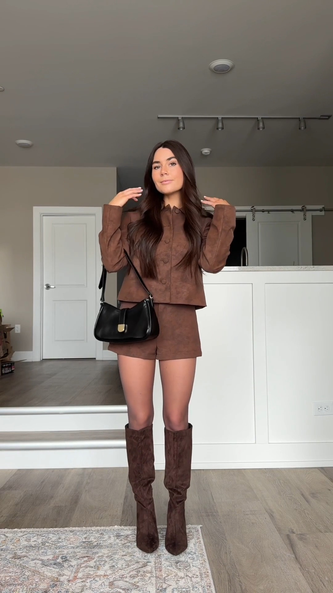 #Ad Love this set and everything in the Gianni Bini x Sydney Silverman collection at @Dillards. Shop stress-free during the holidays at Dillard’s with @Afterpay at checkout. #AfterpayIt #DillardsPartner 

*See @afterpayterms for complete terms.
