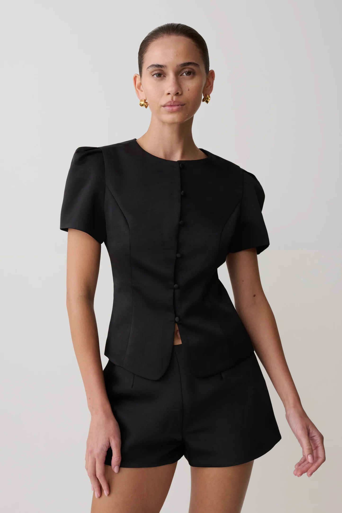 Short Sleeve Satin Top - Black | MESHKI US