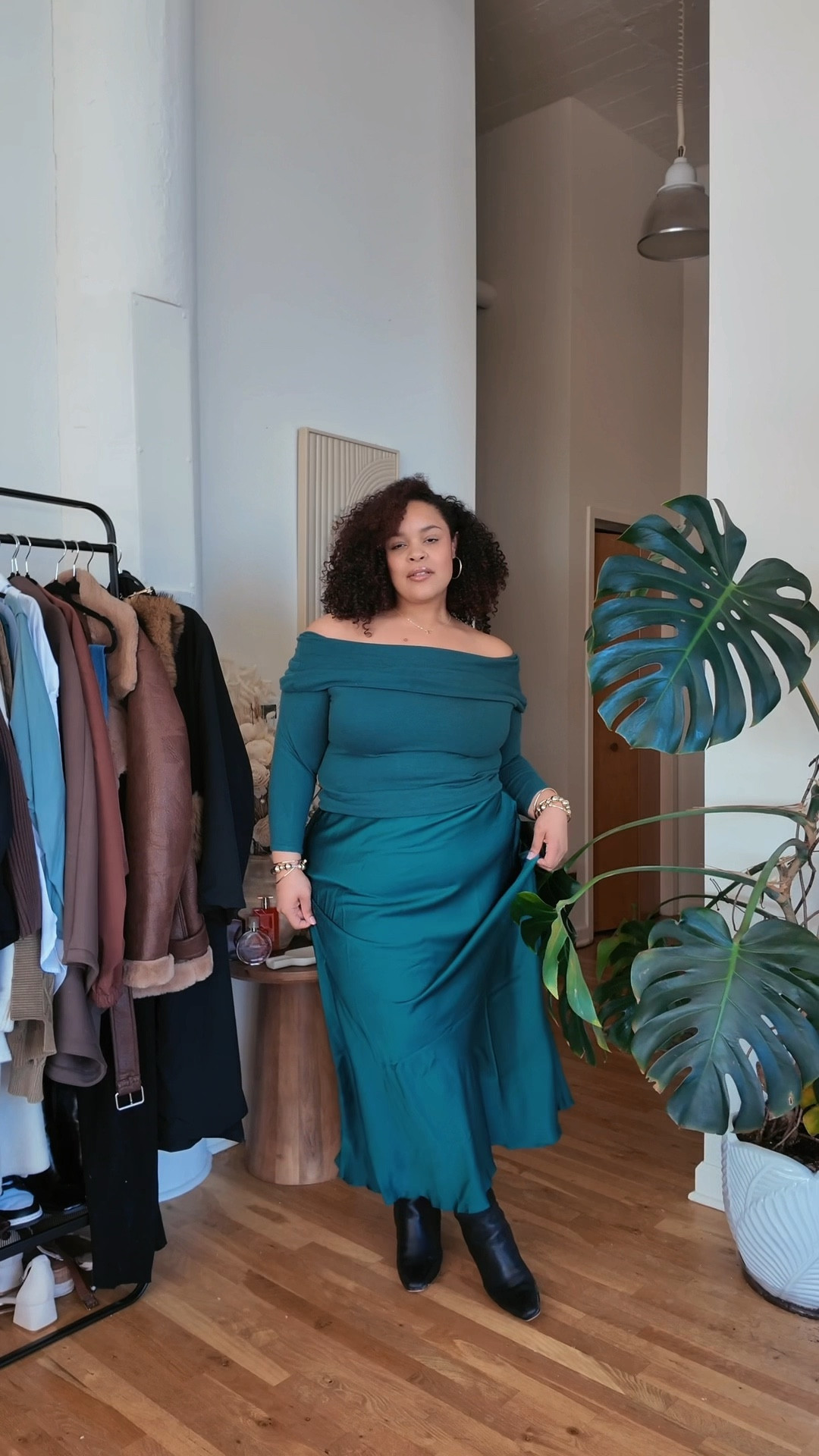 Big hair and big curves.. it’s just what cha gotta do when you look and feeling this goooood. 💋✨ @avenueofficial #ootd #luxurylifestyle #outfitoftheday #outfitinspiration #curvystyle

#LTKootd #LTKspringtrends #LTKspring