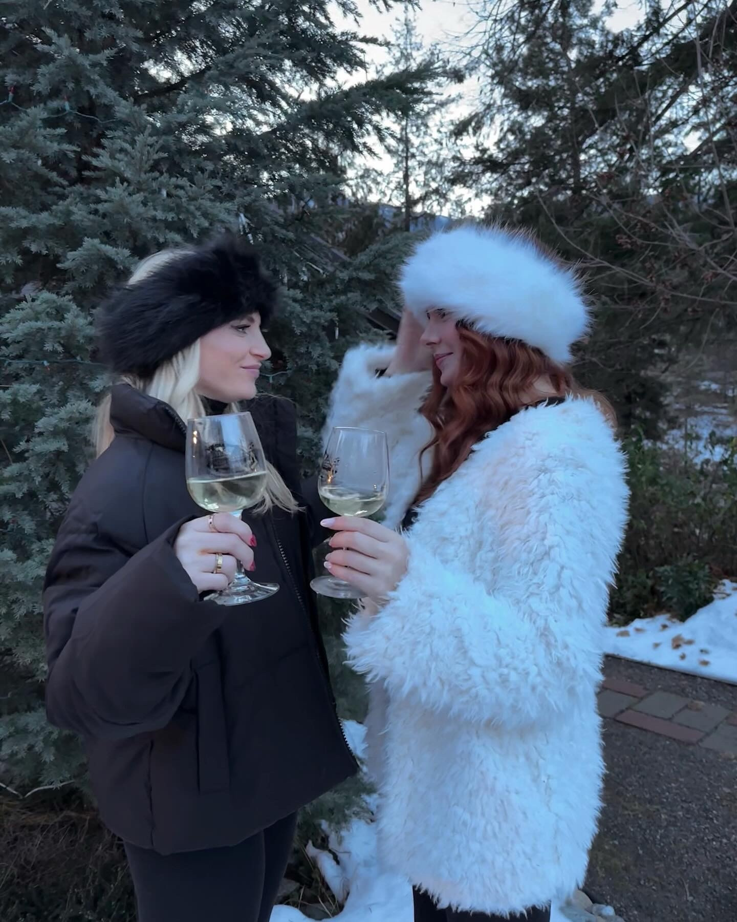 Matching faux fur headbands with your bffs >>>

#LTKGiftGuide #LTKHoliday #LTKSeasonal