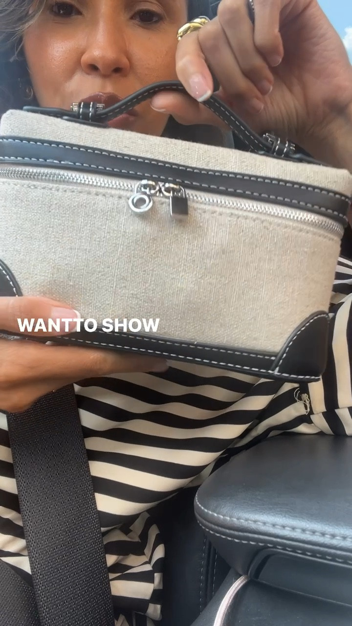 Run don’t walk

#LTKItBag #LTKStyleTip