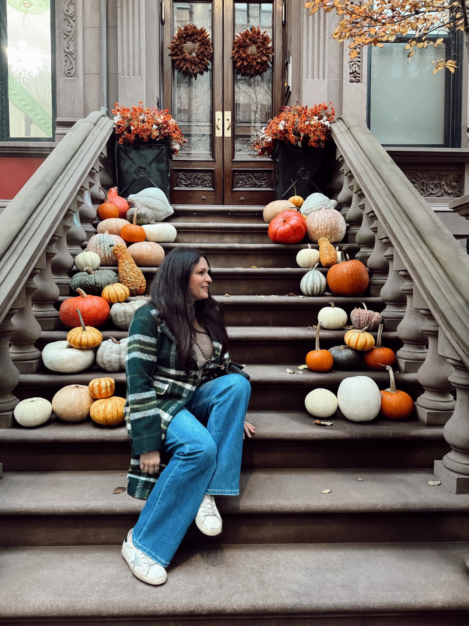 Plaid coat under $50 comes in red and green

#LTKHoliday #LTKootd #LTKOver40