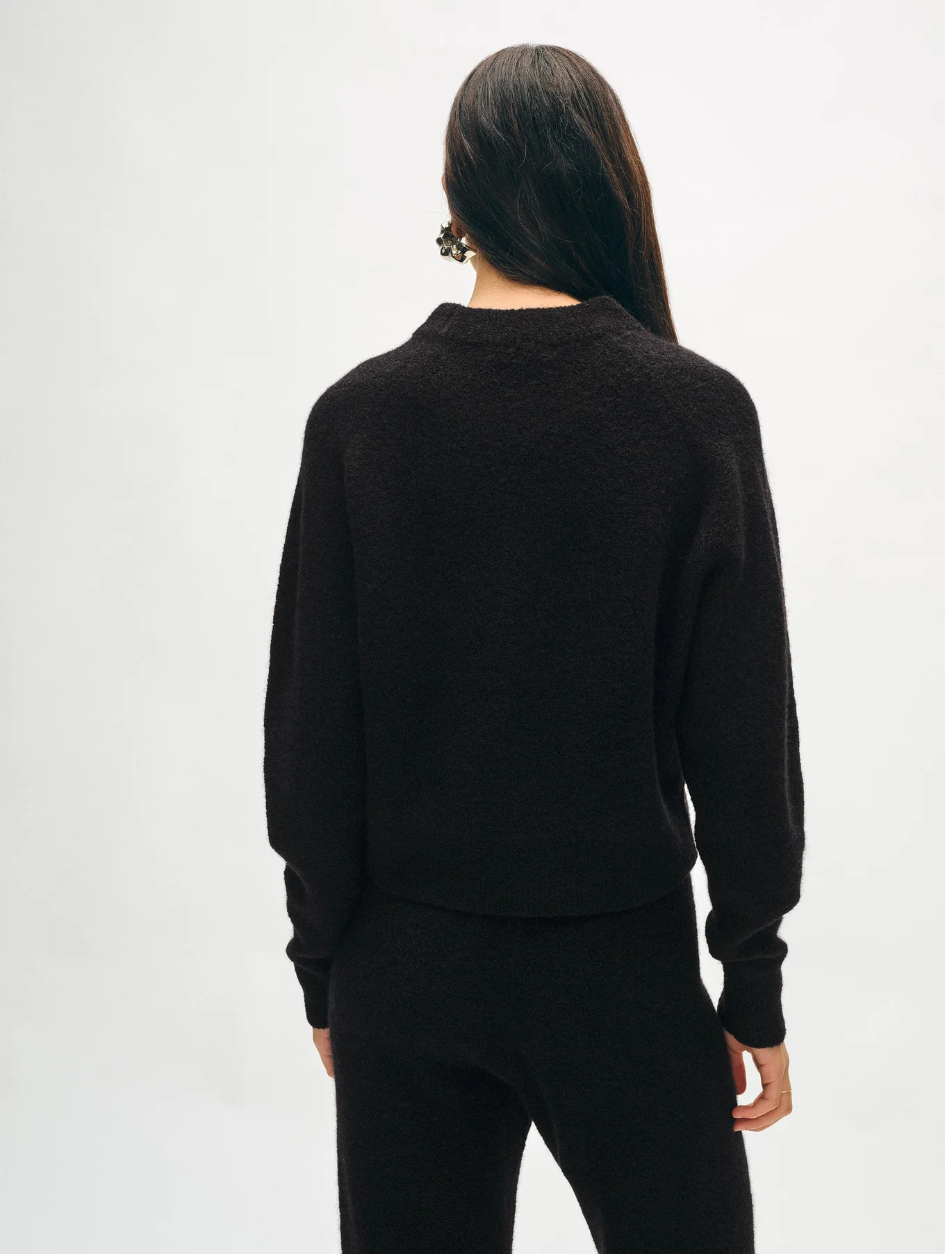 Merino Cashmere Bouclé Sweatshirt | White and Warren