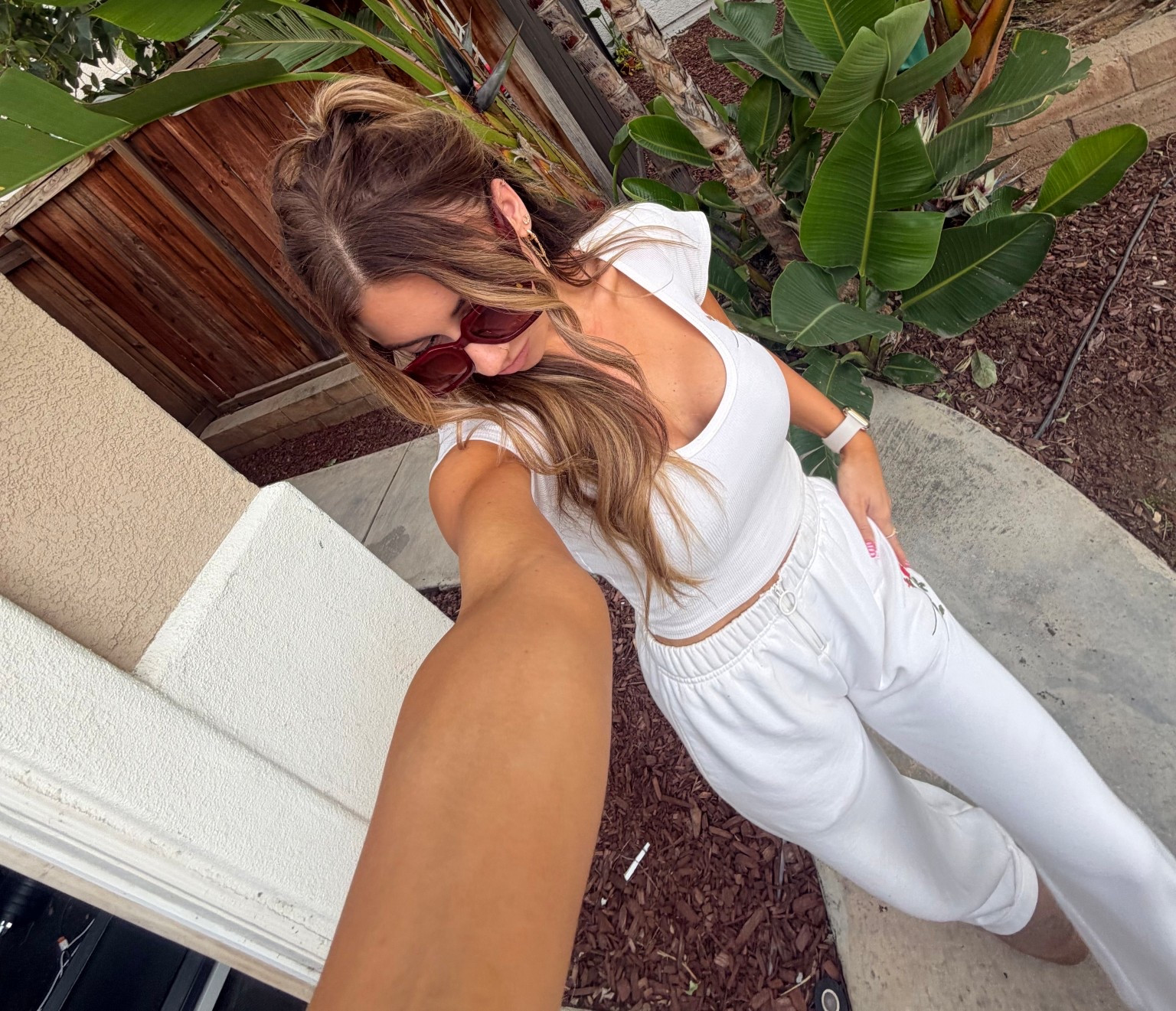 Walmart sweats and tee for the win🙌🏼

Small - top
Xs- bottoms 

#LTKSeasonal #LTKgrwm #LTKBeauty