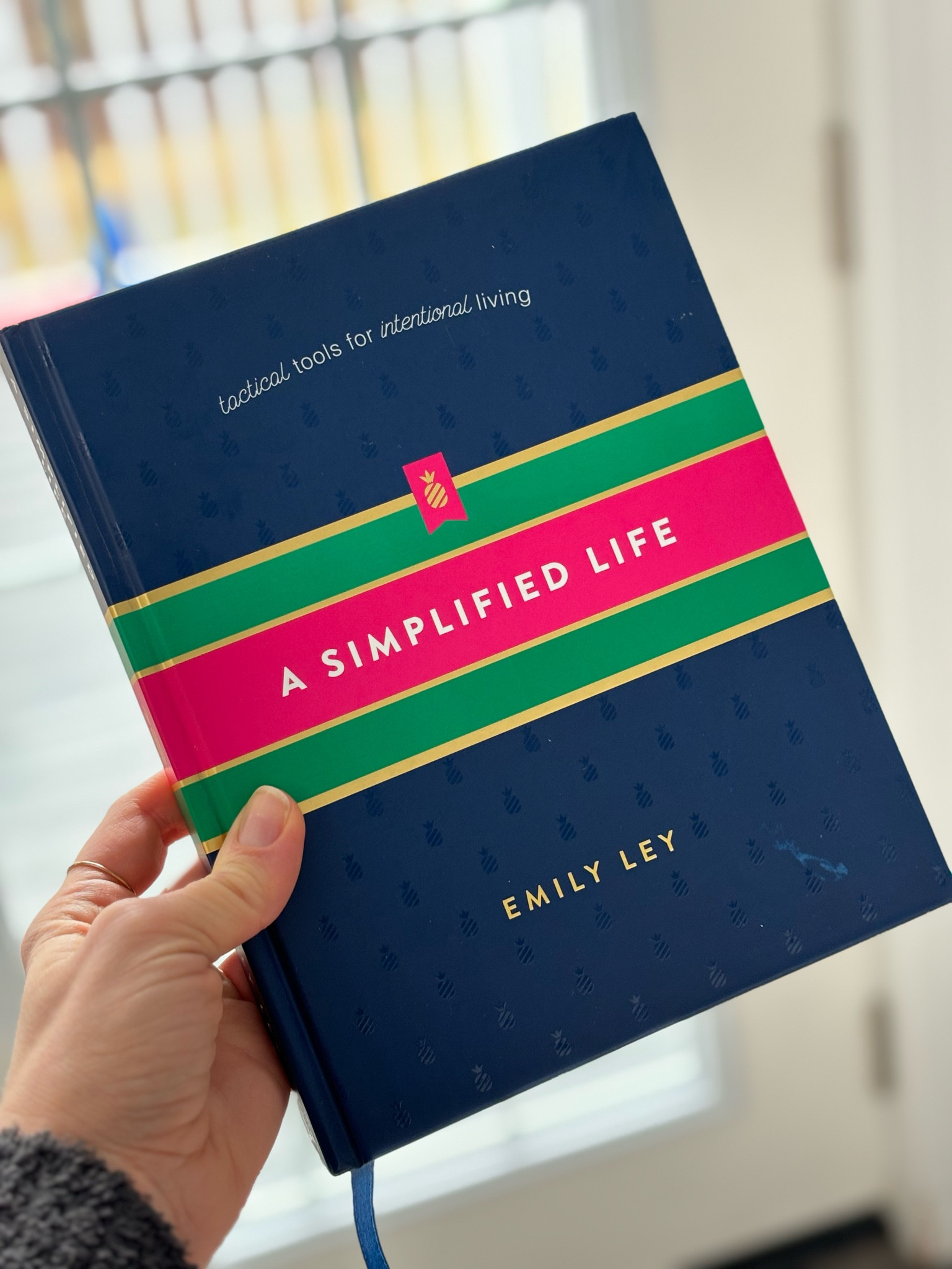 I have had this book for several years and always find myself reaching for it this time of year to get my life a little more under control ! 

I am a list girl and tend to feel lost on where to start and easily overwhelmed but this book spells it all out with simple and easy steps ! 

#LTKsalealert #LTKfindsunder50 #LTKhome