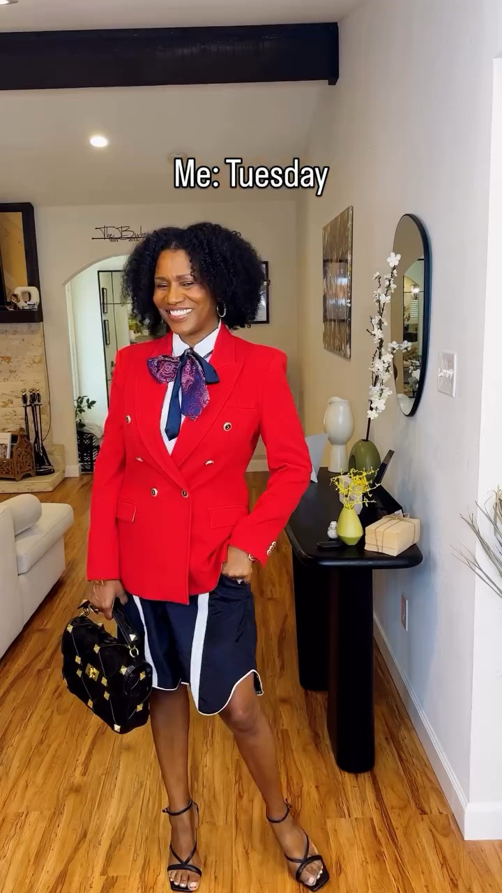 Nobody at me when HR calls you in for a chat but I heard athletic wear is trending this fall and we are taking it to the office! 💁🏾‍♀️

Because we CAN make it business professional. Athletic wear where?

Comment SHORTS below to receive a DM with the link to this post on my LTK ⬇ https://liketk.it/5ofH3 #ltkstyletip #ltkmidsize #ltkover40

——-
Work wear options,  how to dress for the office, redefining business casual, can you wear athletic shorts to the office? #dallasblogger #over50style #naturalhairjourney #braidout