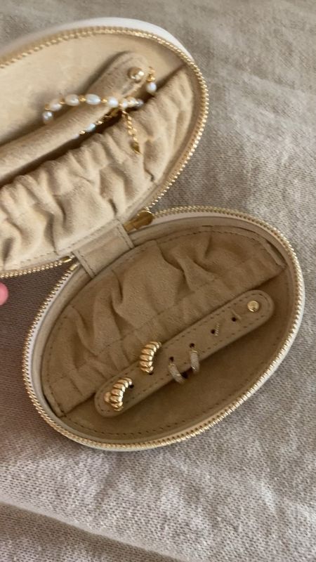 Jewelry travel case- pebbled leather sustainably made 

#LTKtravel
