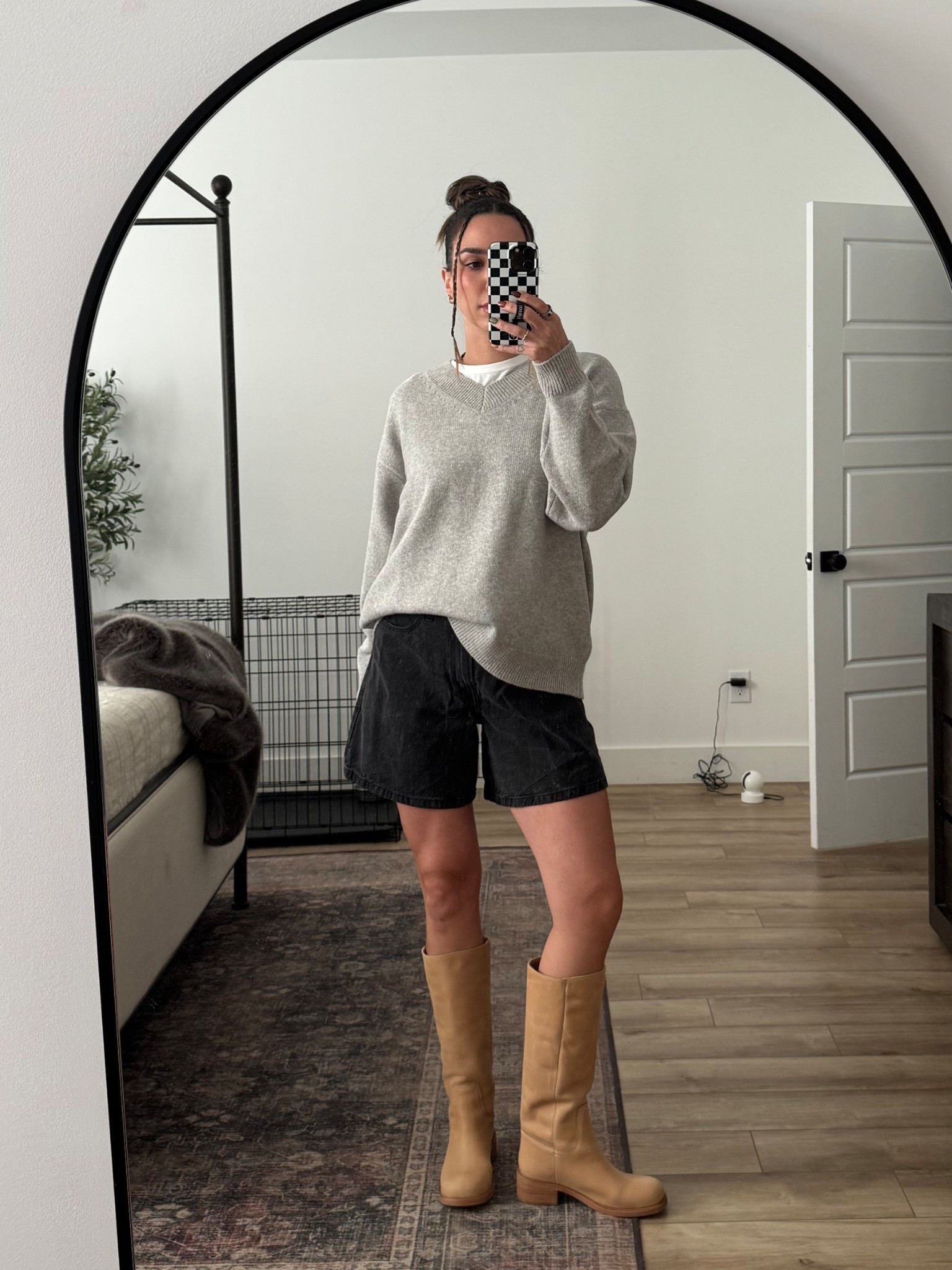Ootd
Banana boots
Fall outfit inspo
Oversized sweater 

#LTKFindsUnder100 #LTKShoeCrush #LTKdayinmylife