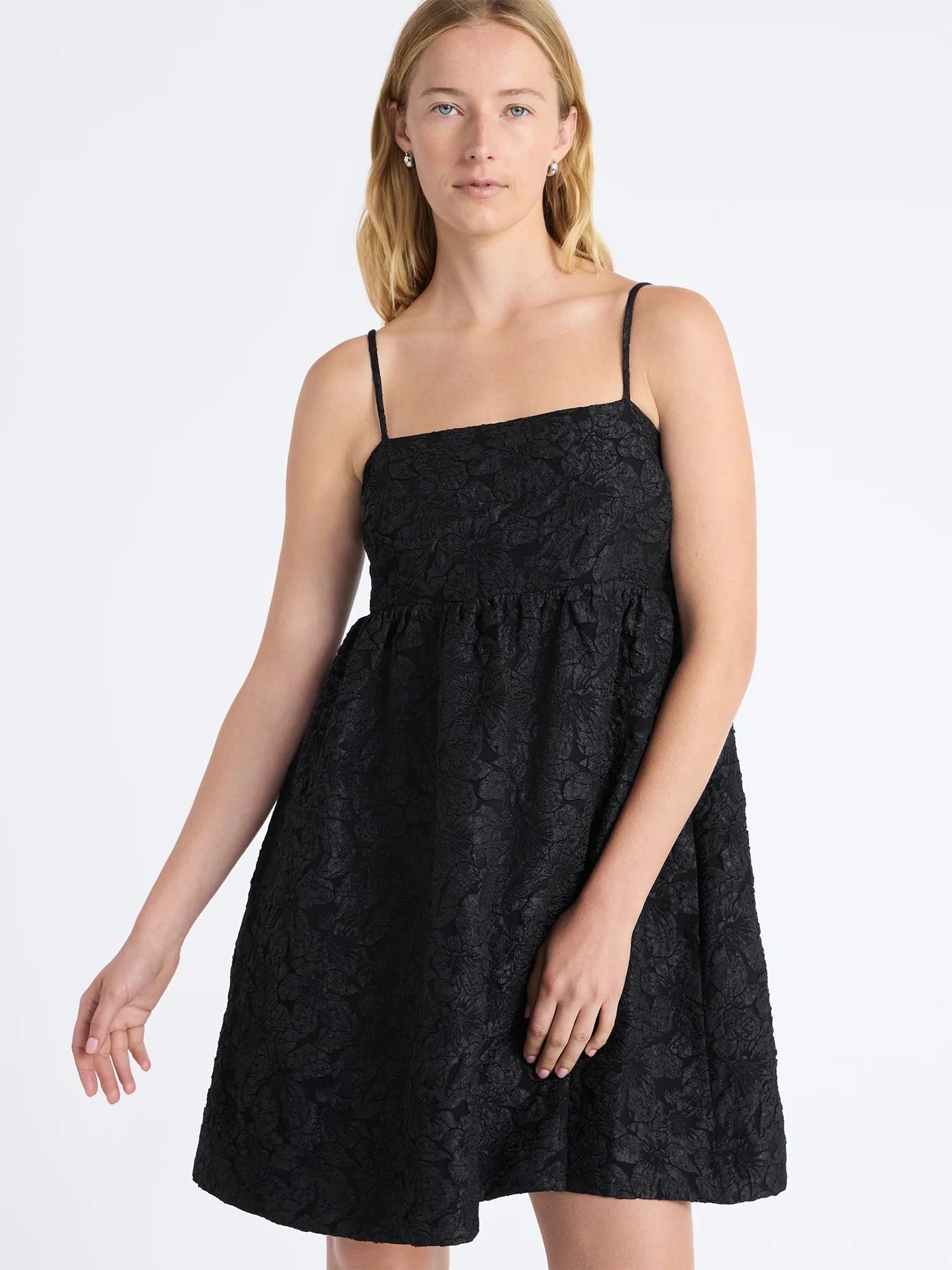 Free Assembly Women's and Women's Plus Sleeveless Lace Babydoll Dress with Pockets, Size XS-4X | Walmart (US)