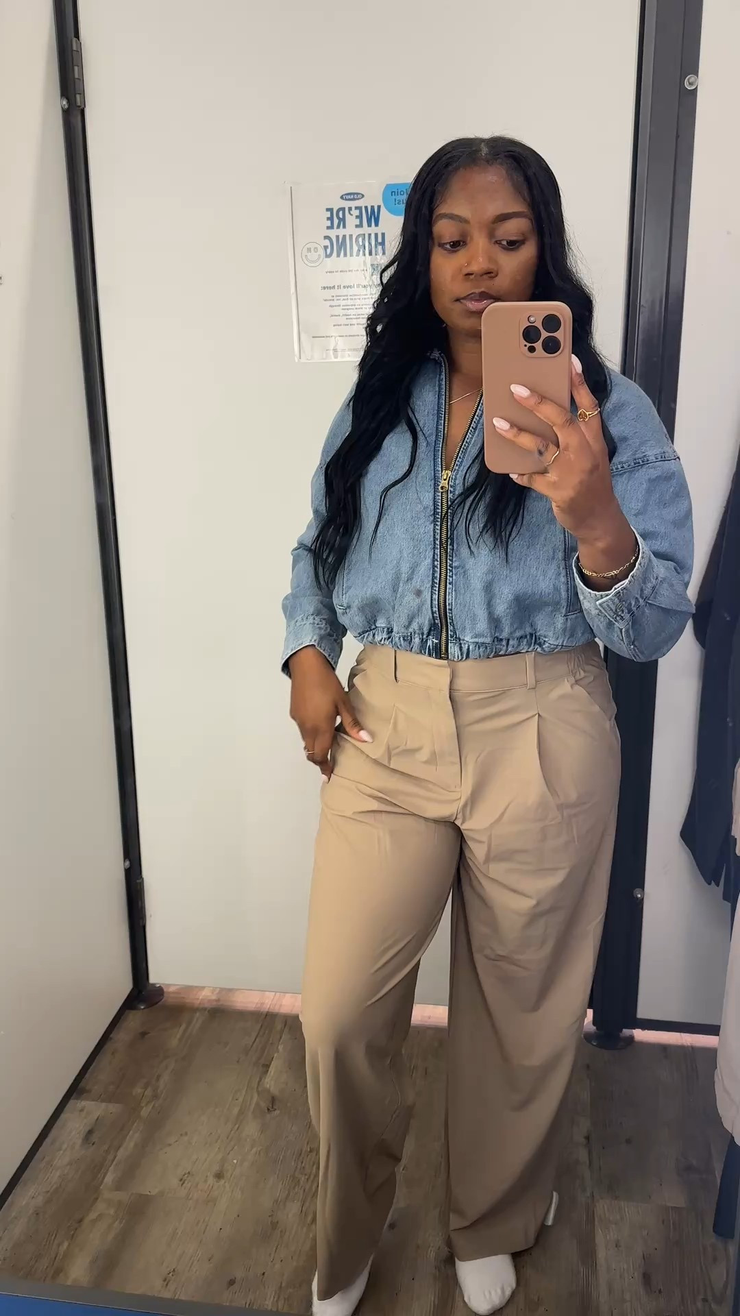 Today’s shopping outfit 🤌🏽
#oldnavy #casual #businesscasual #denim #khaki

#LTKFindsUnder50 #LTKSaleAlert #LTKPetite