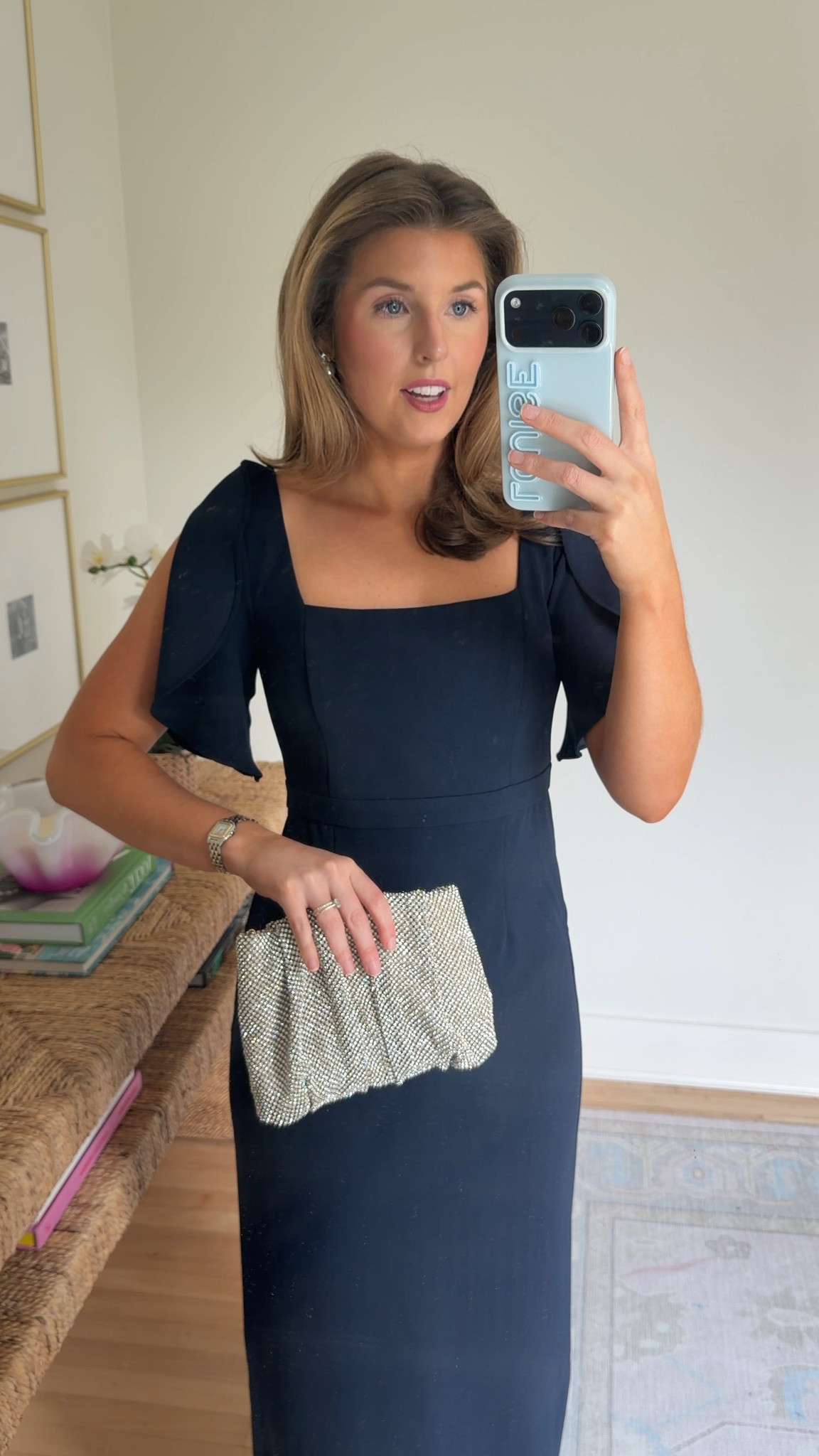 Navy black tie wedding guest look! Wearing a 2

Fall black tie // winter black tie wedding guest dress