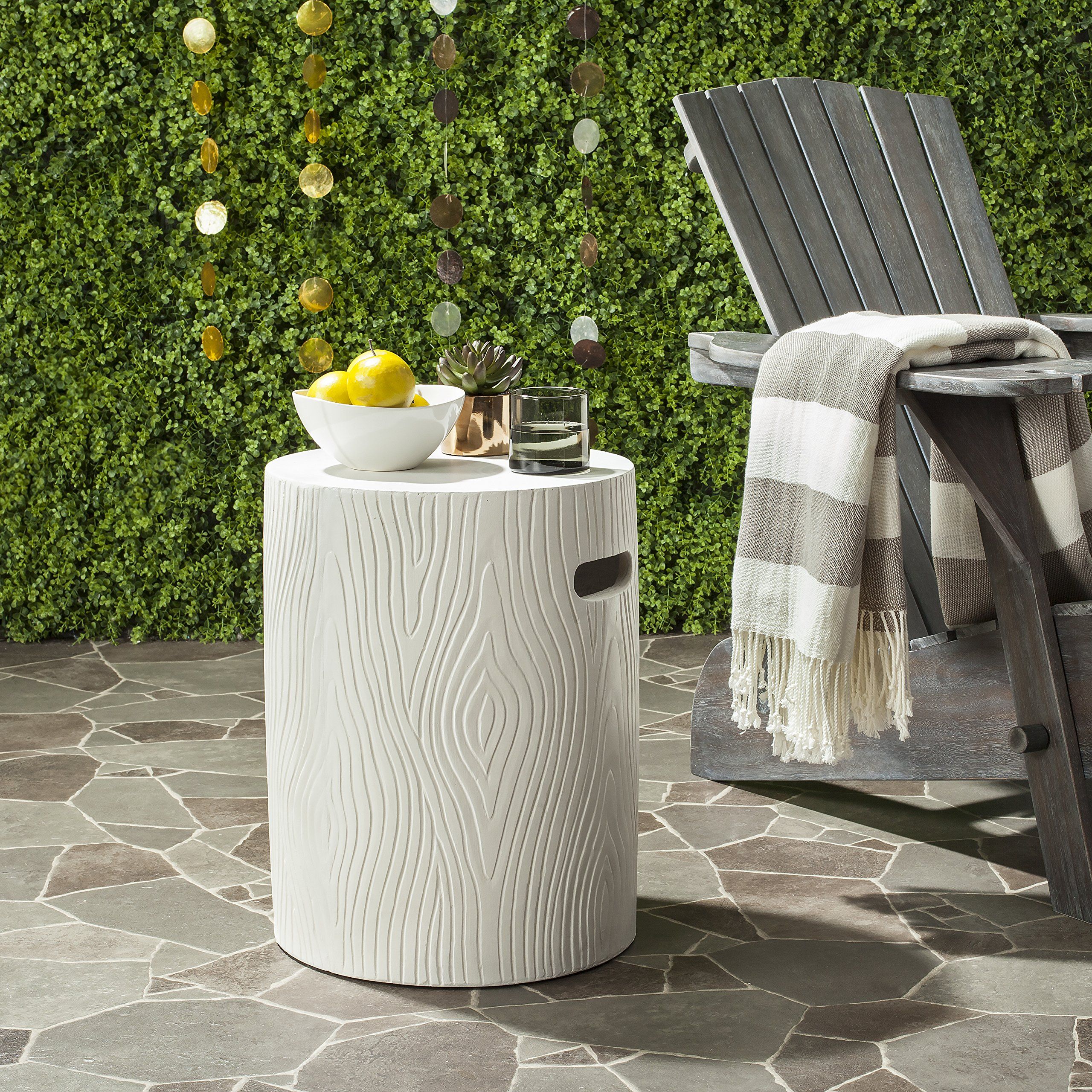 SAFAVIEH Outdoor Collection Trunk Modern Ivory Concrete Round Accent Table (Fully Assembled) | Amazon (US)