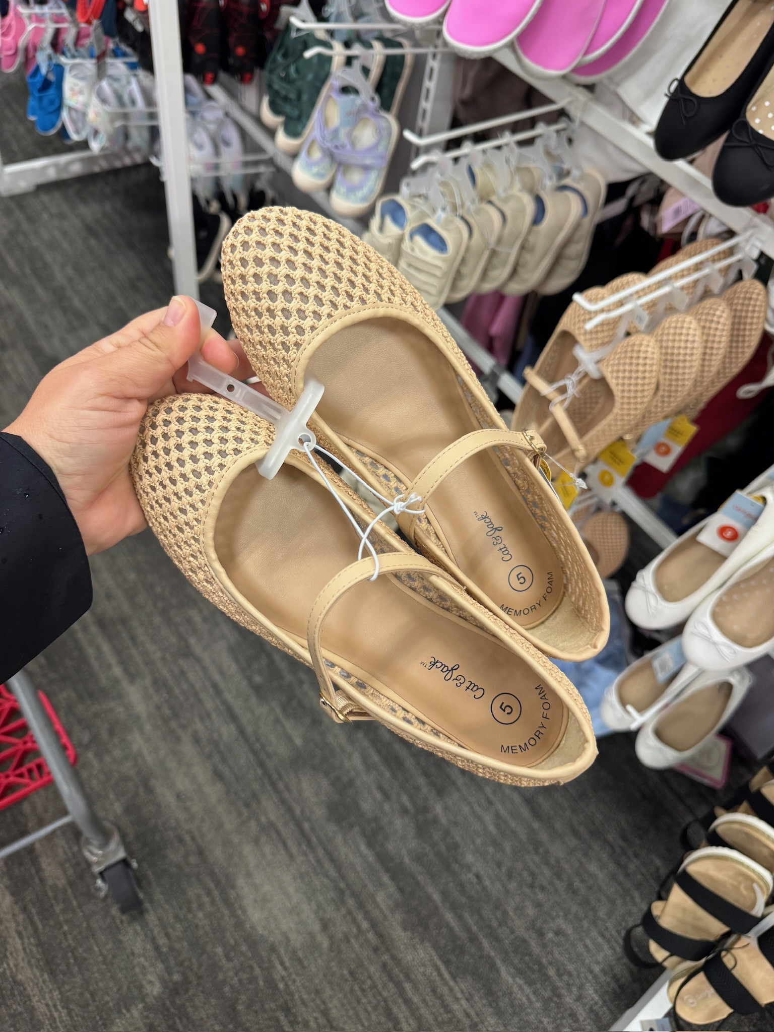 Girls ballet flats 

 #LTKKids