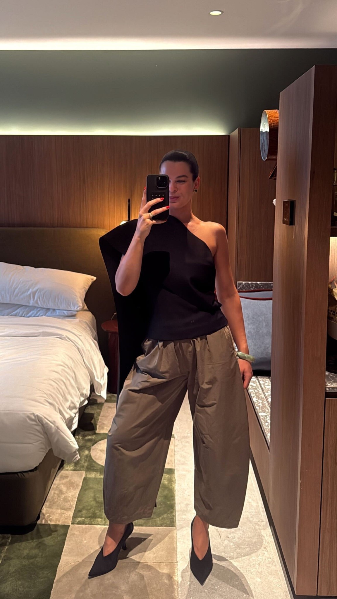 Rhi’s swap from this week, the Lola Barrel Pant

#LTKaustralia