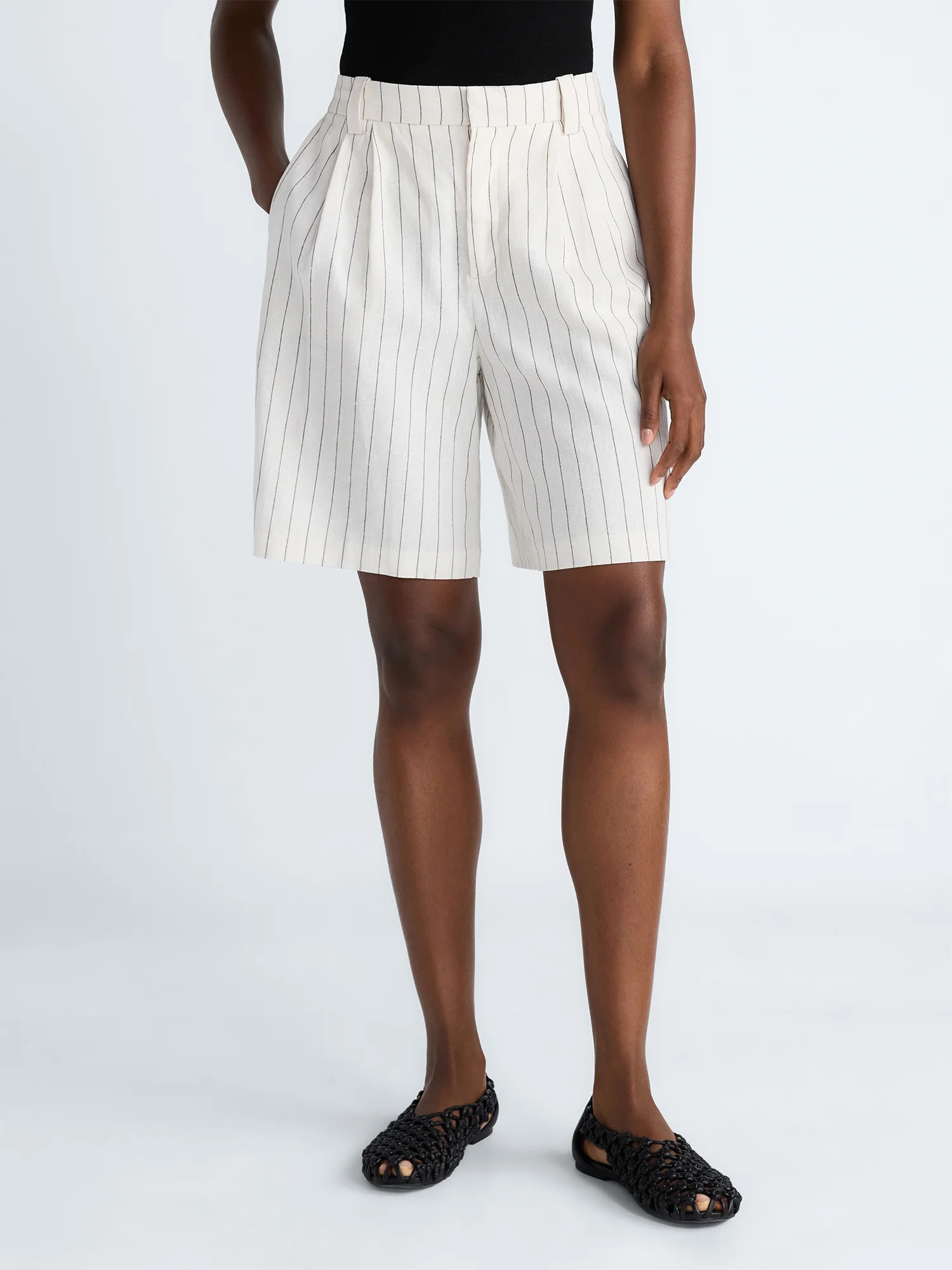 Scoop Women’s Pleated Bermuda Shorts, 9'' Inseam, Sizes 0-26W - Walmart.com | Walmart (US)