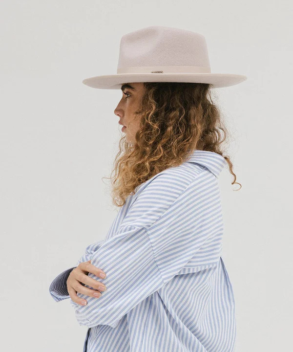 Monroe Rancher | Gigi Pip