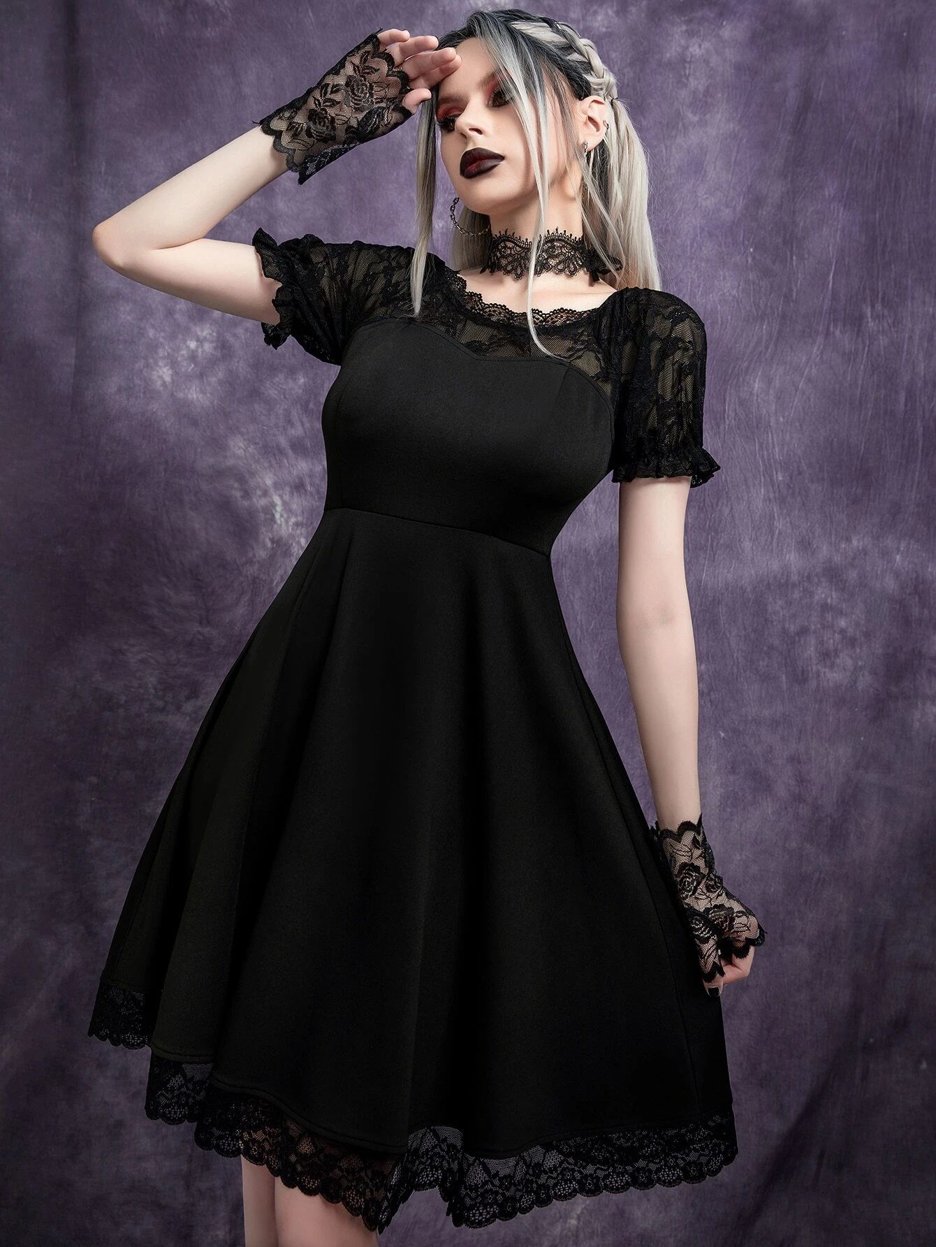 Gothic Contrast Lace Round Neck Dress | SHEIN