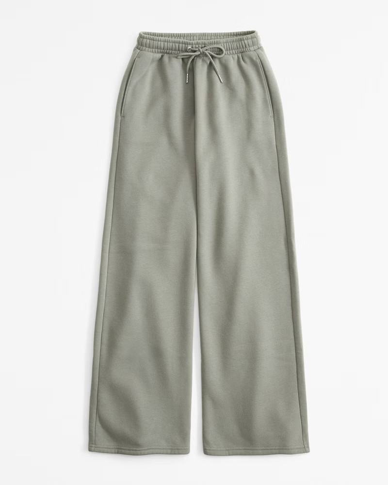 Essential Wide Leg Sweatpant | Abercrombie & Fitch (US)