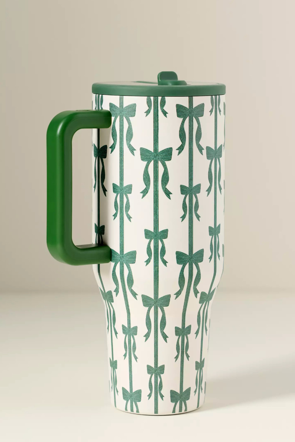 I love this green bow Hydrojug from Anthropologie! It's currently on sale right now!  

 #LTKGiftGuide #LTKHoliday #LTKSeasonal