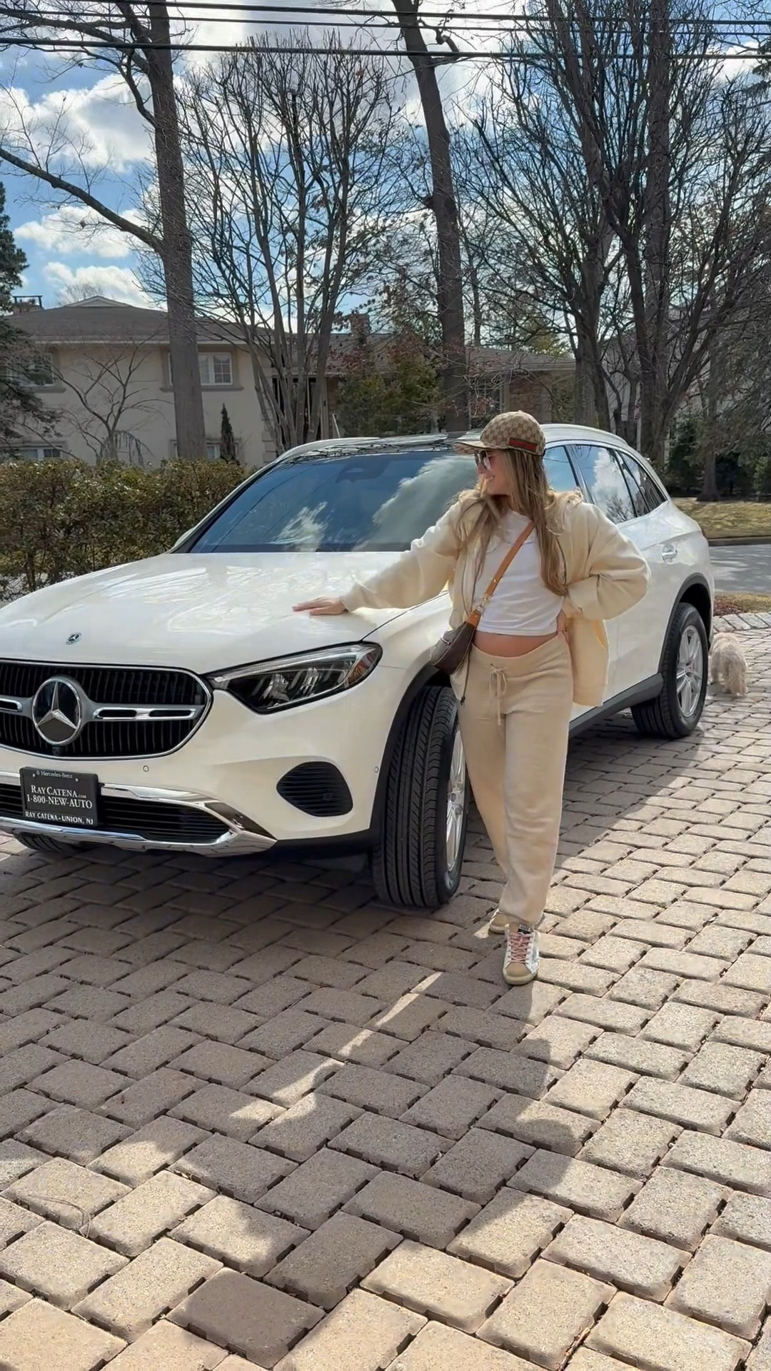 Mom car loading ⏳🔑💭☑️ I’ve been living in these mama joggers from h&m 🥰

#LTKFindsUnder100 #LTKBump #LTKPetite