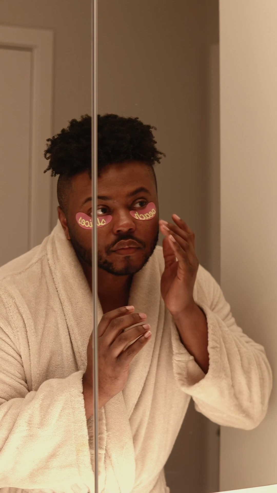 What I’m reaching for this month when my skin needs hydration, glow, and a little extra care.
These are the products living on my shelf right now—rich, comforting, and winter-friendly without feeling heavy.

Close-ups, textures, and how they actually wear on my skin.
Every product is linked in my LTK.

#LTKgrwm #LTKmorningroutine #LTKselfcare