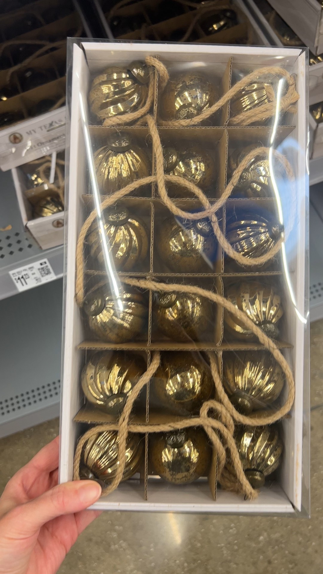 Every christmas tree needs a touch of golden glow! Found this one and I'm absolutely obsessed with the radiant finish of these ornaments.
christmas tree decor, mantel decor, sparkle and shine, holiday decor, winter wonderland, modern home inspo, shelf styling, affordable finds

#LTKHome #LTKSeasonal #LTKFindsUnder50