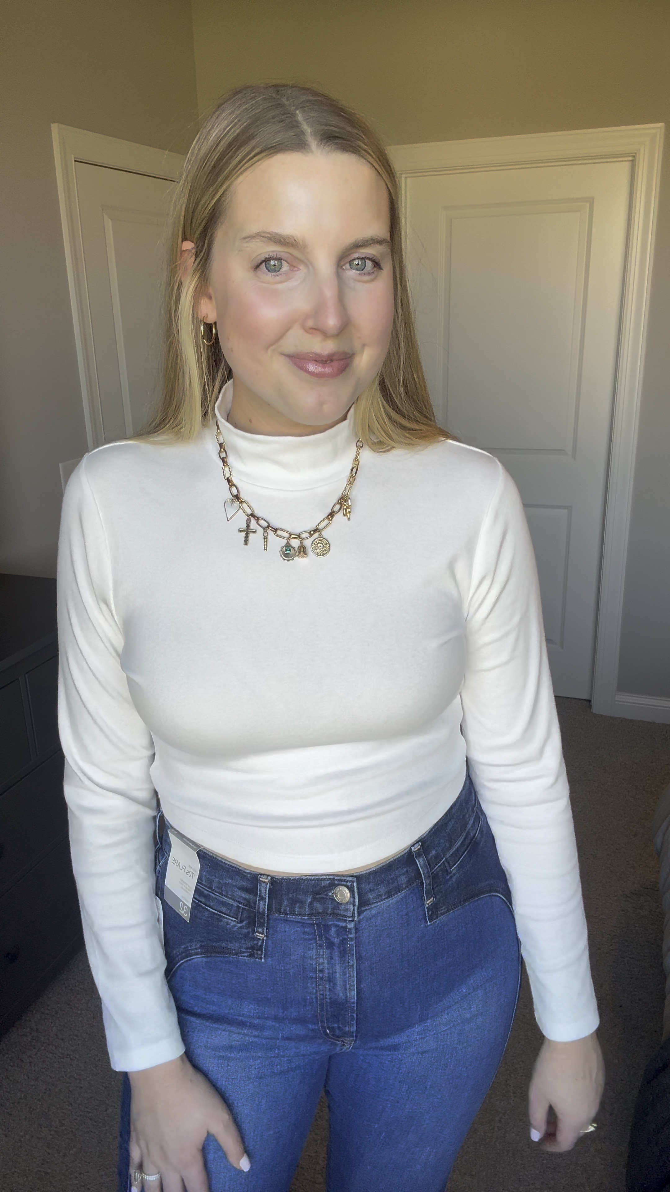 Obsessed with these flare jeans - wearing a 32 tall. Could also do 31 tall. Very stretchy!
Top - large
Ballet flats - 11

#LTKWatchNow #LTKMidsize #LTKHoliday