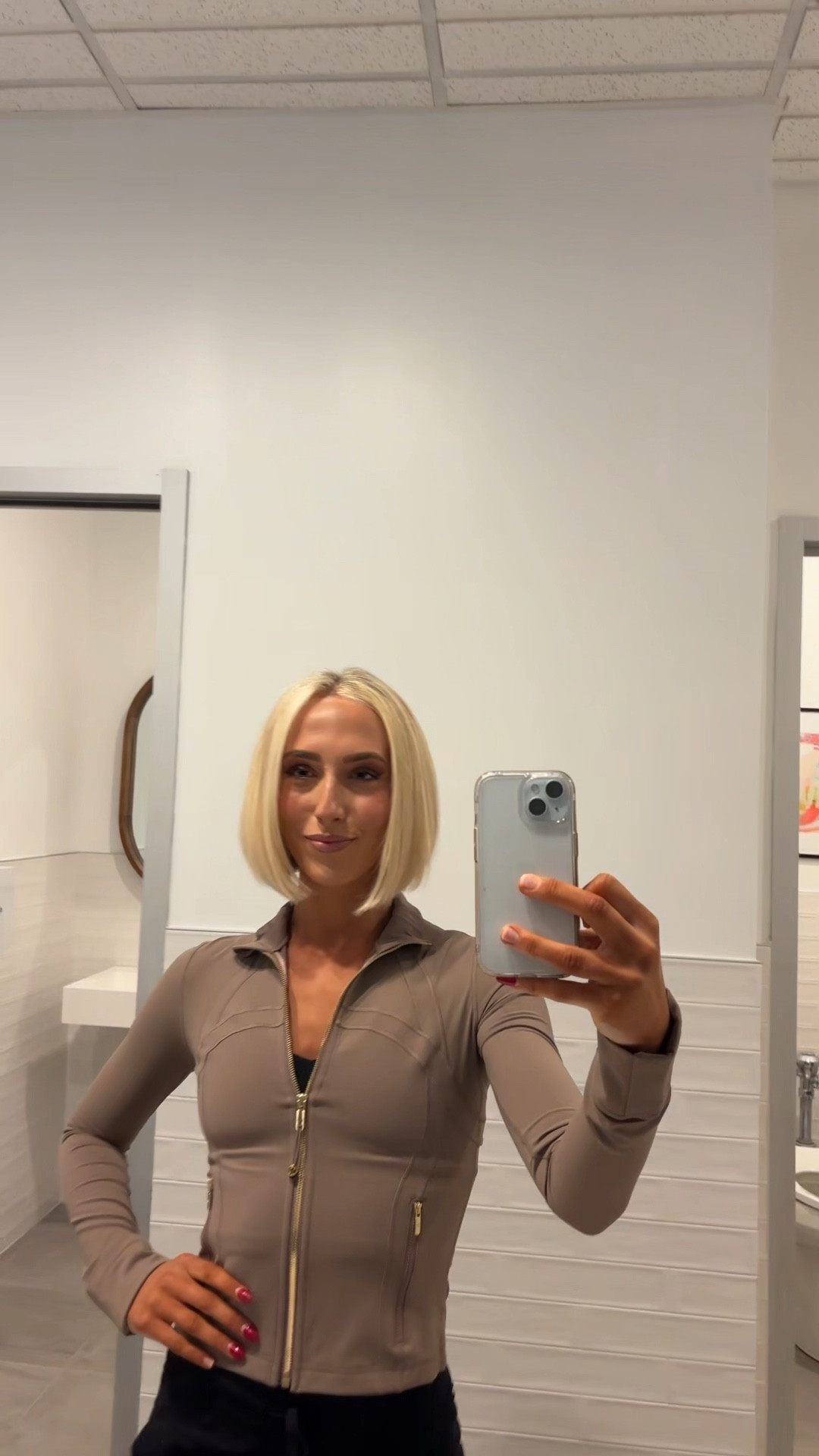 New HAIR💇🏼‍♀️

#LTKStyleTip #LTKActive #LTKBeauty