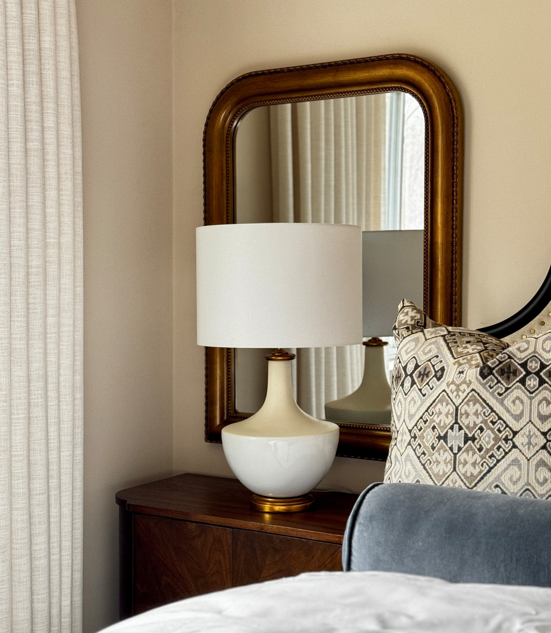 These beautiful mirrors go in and out of stock.  I’m linking it while it’s available 🤍 I also have a smaller version in my TV room and love it just as much.
#springbedroom

#LTKstorytime
