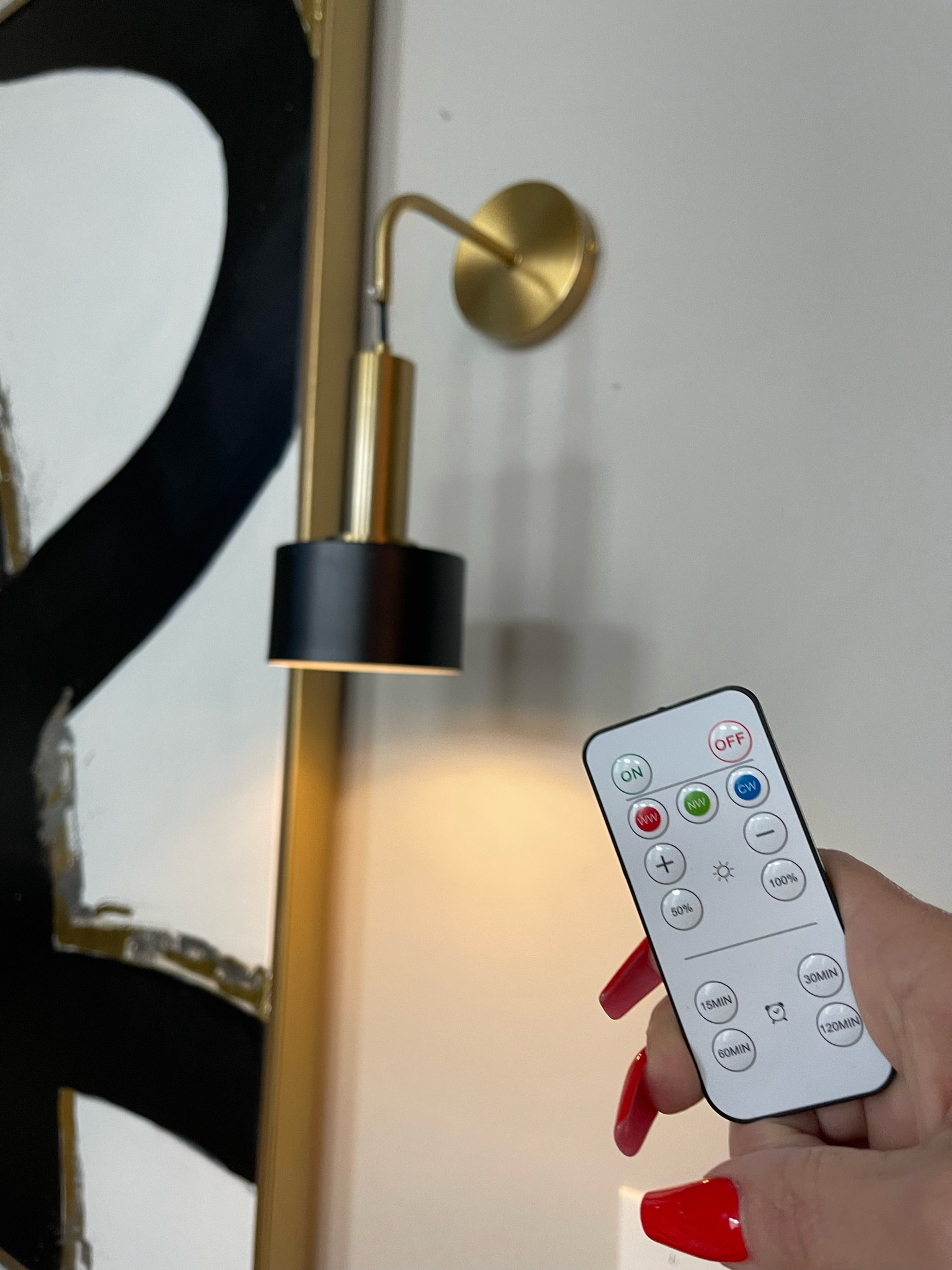 Battery operated sconce, battery, operated light fixture, lighting, living room, bedroom, family room

#LTKhome #LTKfindsunder100