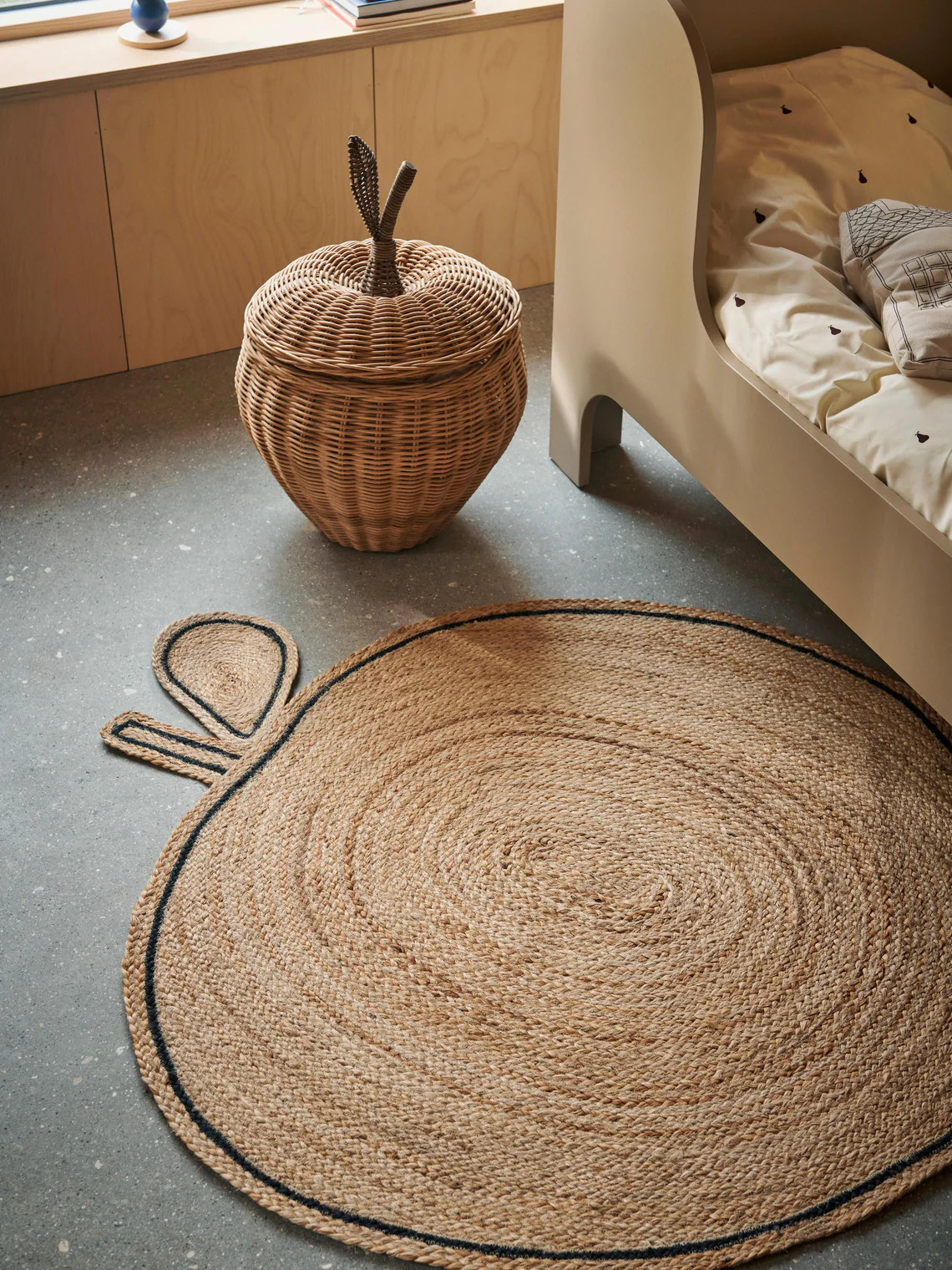 Panier de rangement en rotin fait main Apple | Westwing EU