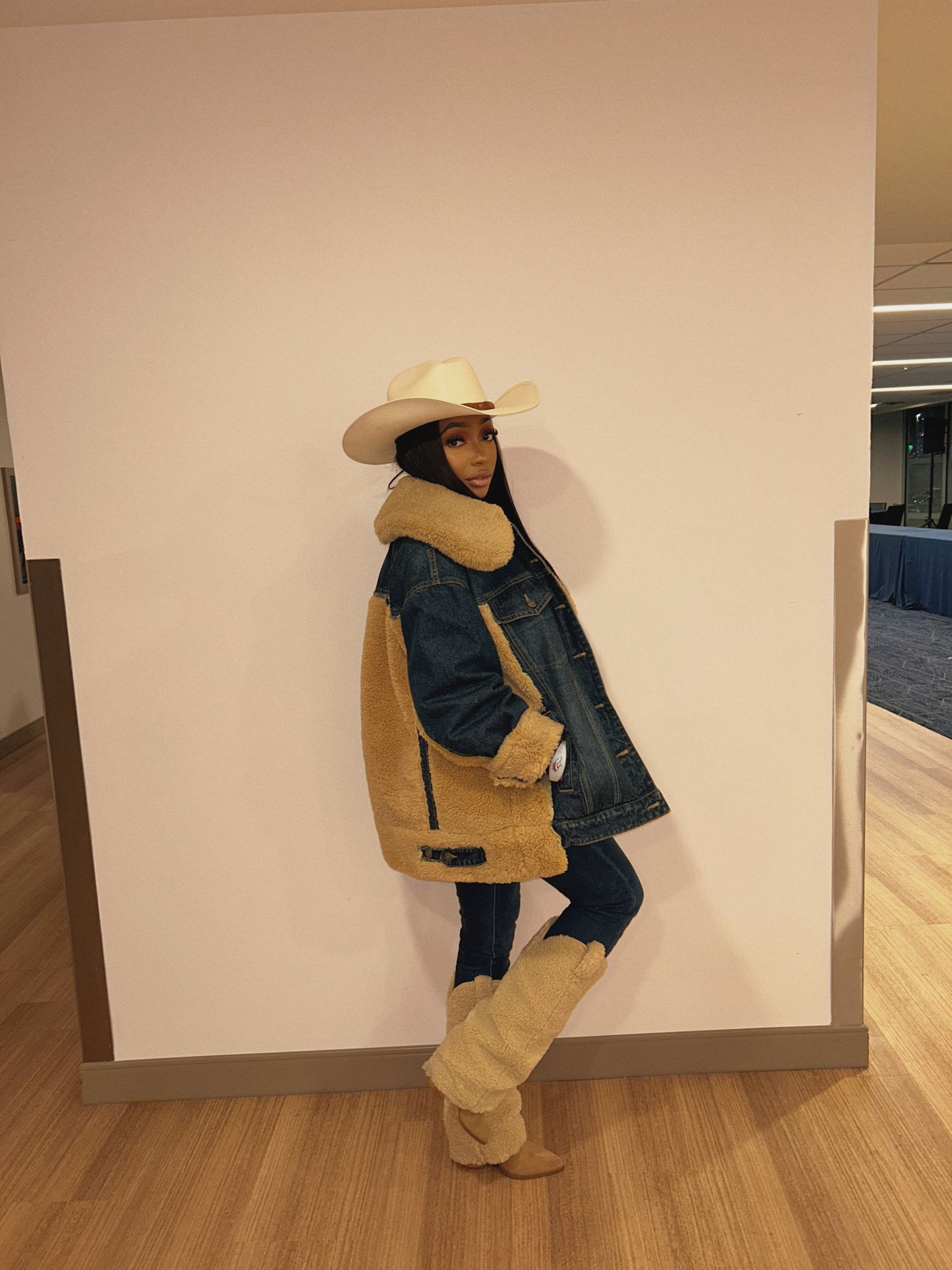 🤠