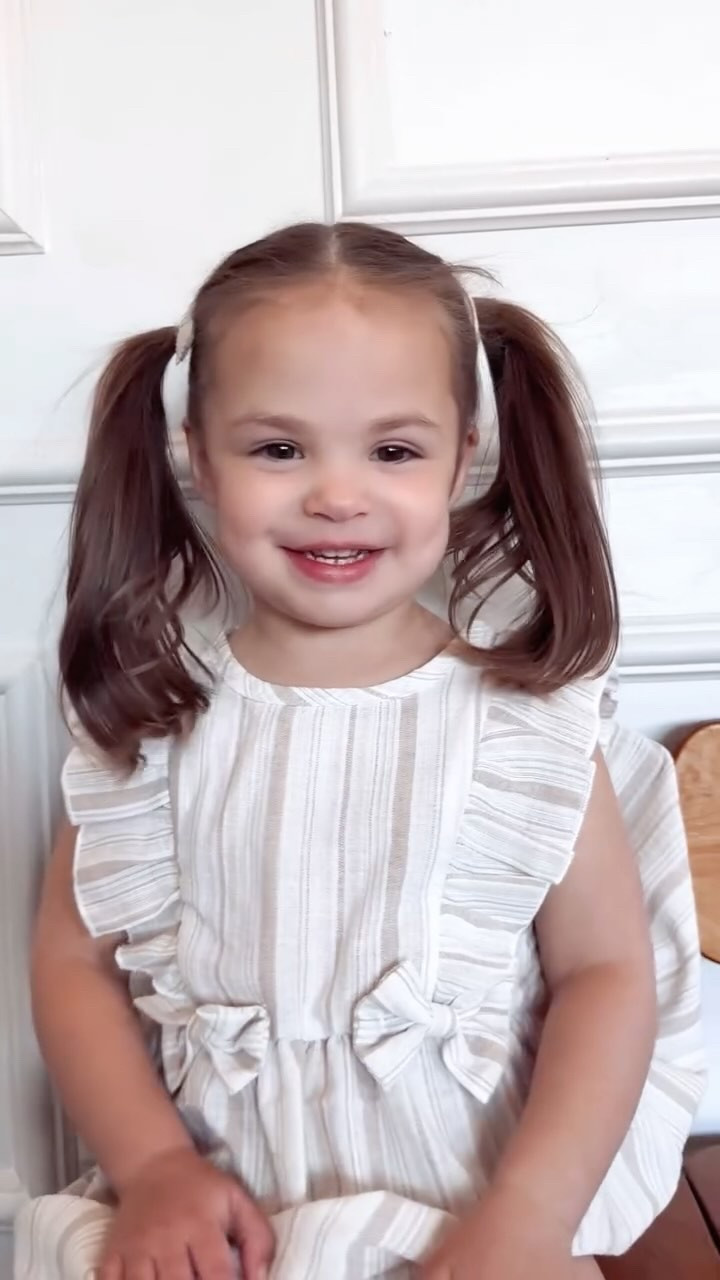 SPRING KIDS DRESSES- Did you know @sheinofficial has curated shops for kids and they have the best stuff! I picked some of my favorites for the twins to model, which one is your fave???

Shops
VINTASIDE KIDS: striped and floral dresses

COZY PIXIES: blue and green dresses

#twinmom #toddlermom #momlife #twinsisters #ivftwins #fraternaltwins #kidsclothes #kidsfashion #sheinkids #sheinoutfits #twindad
