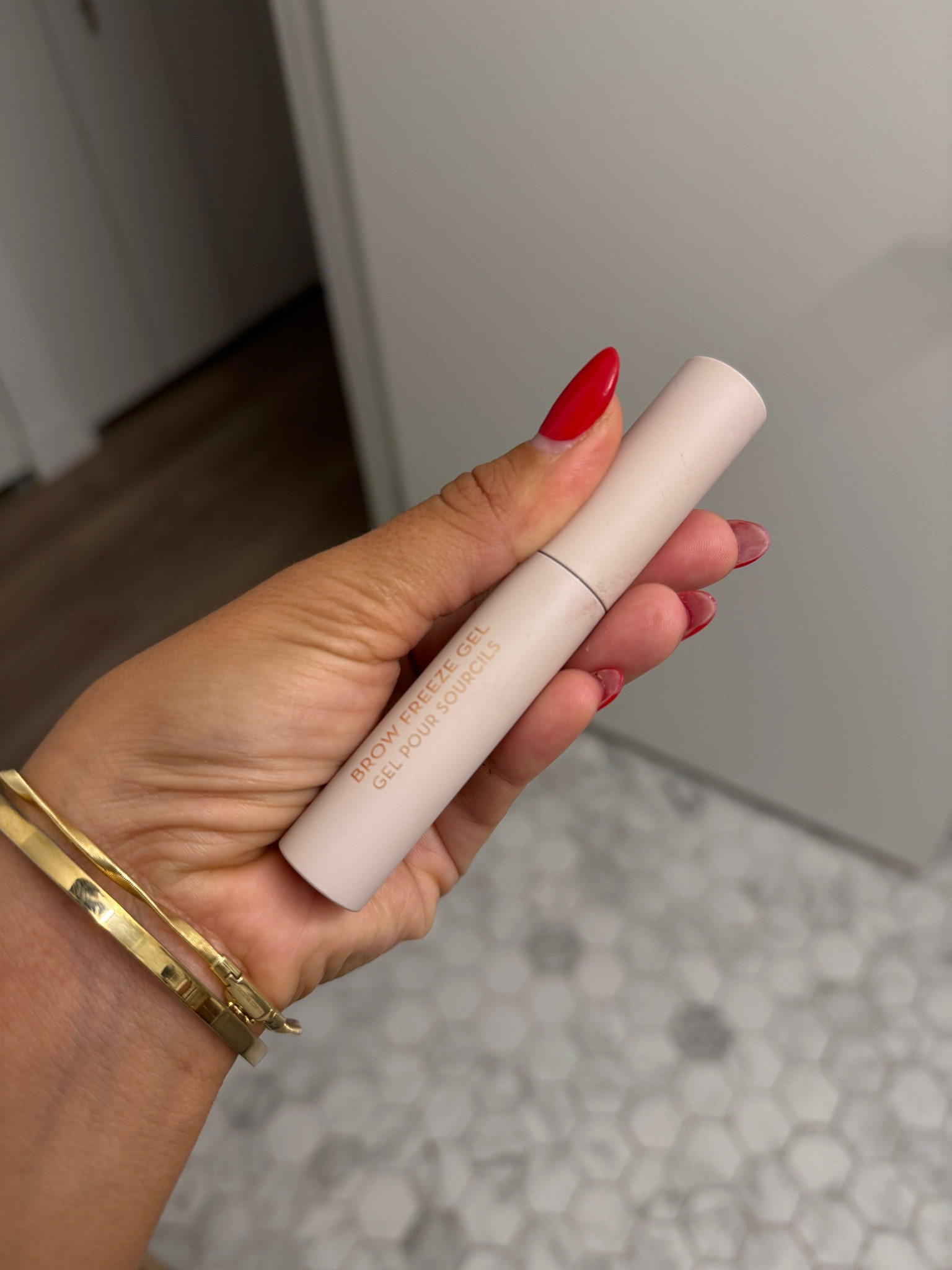 the best brow gel I’ve found!

#LTKFindsUnder50 #LTKBeauty #LTKGiftGuide