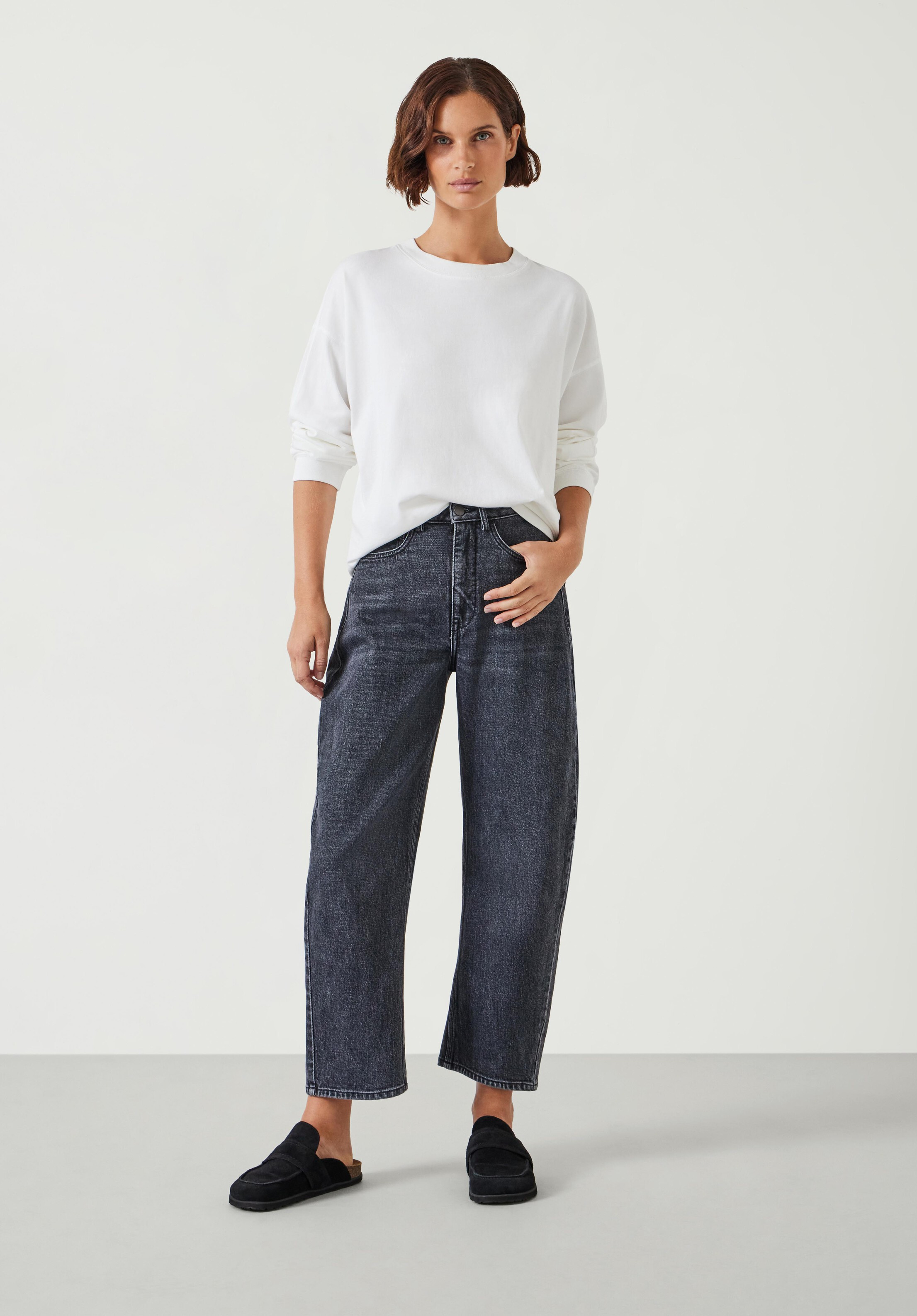 Cordelia Barrel Leg Jeans | Hush UK