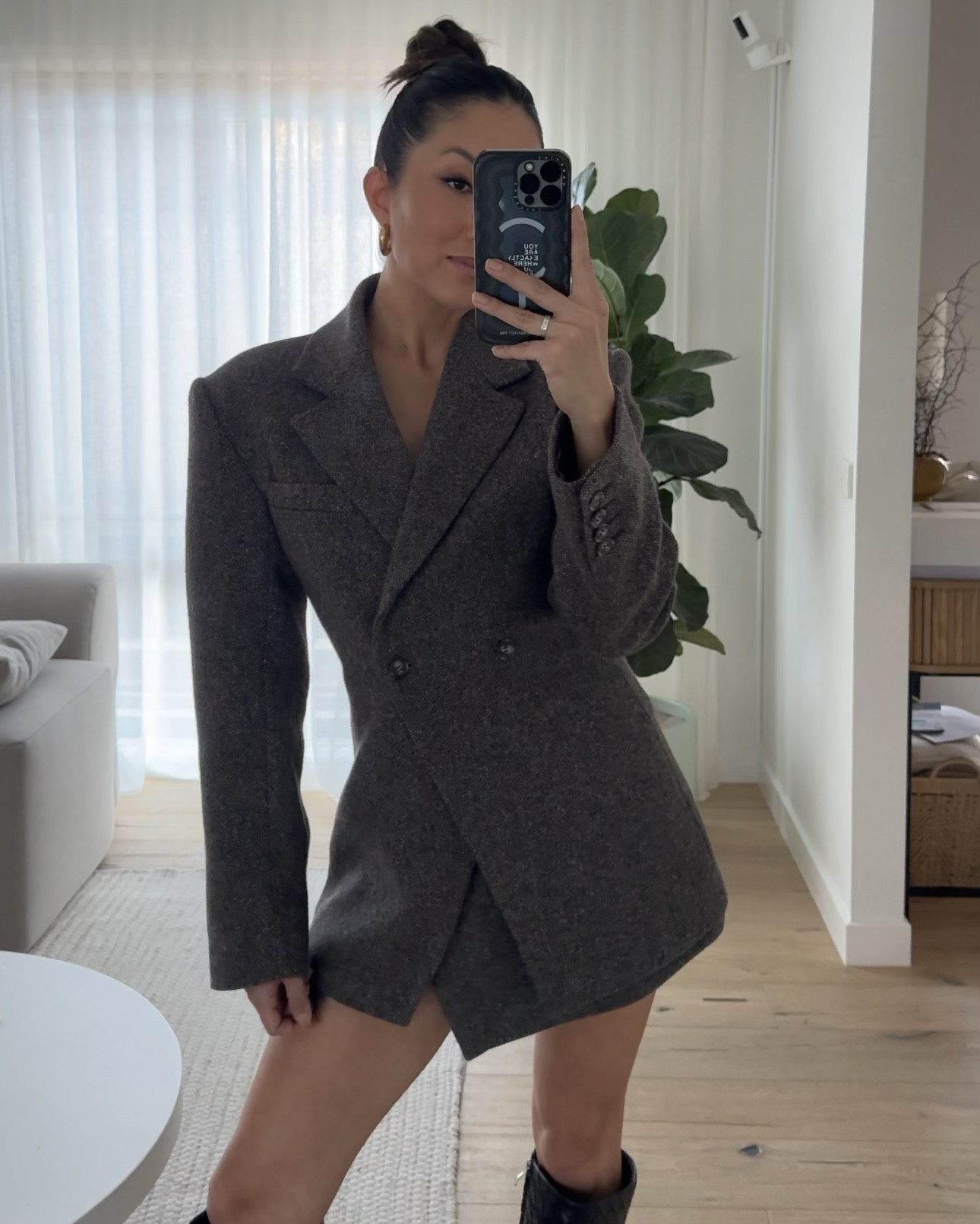 The Bowie blazer and skirt 🤎 #henne 